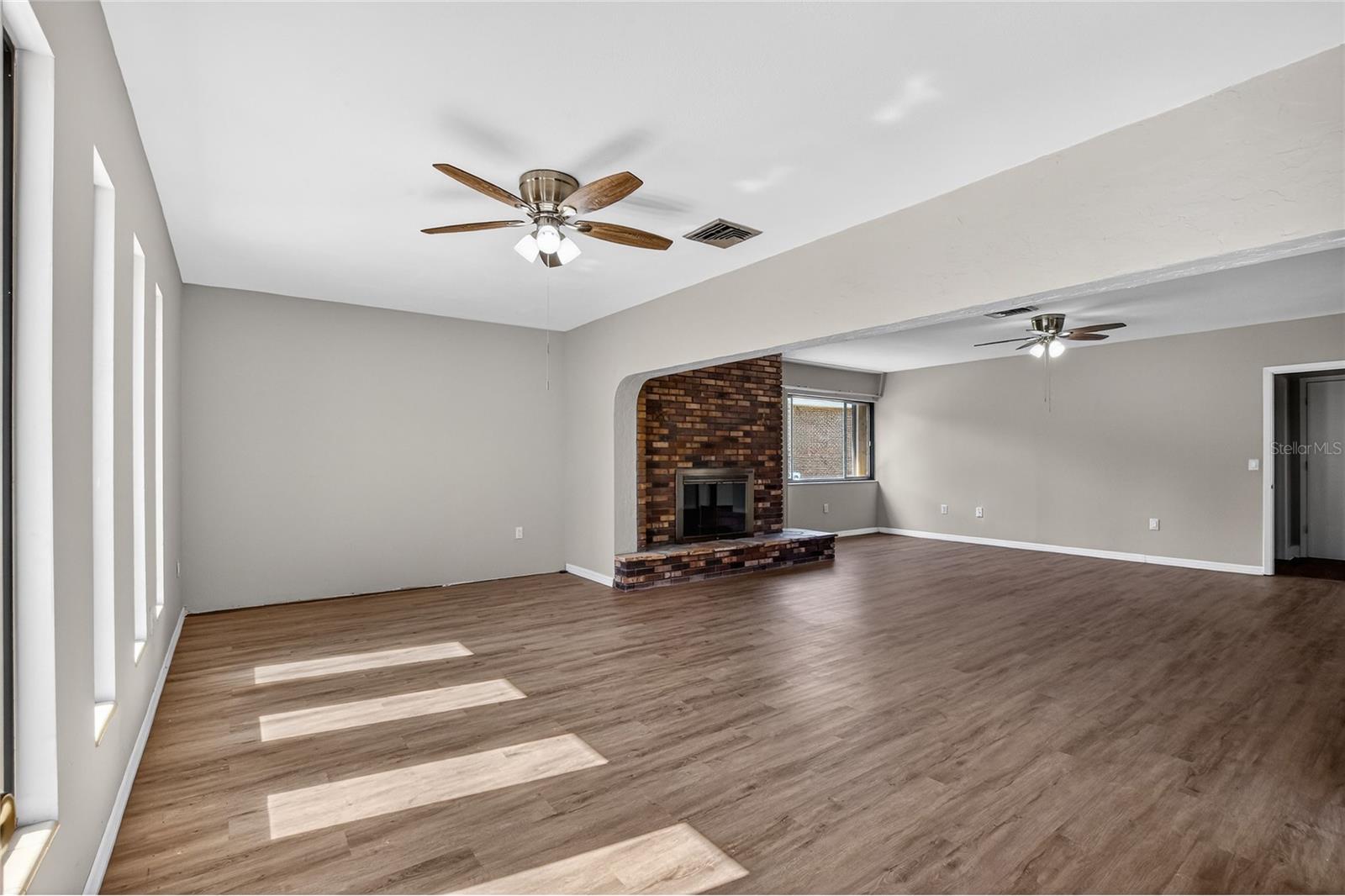 1147 CIRCLE DR, LAKE WALES, FL, 33853