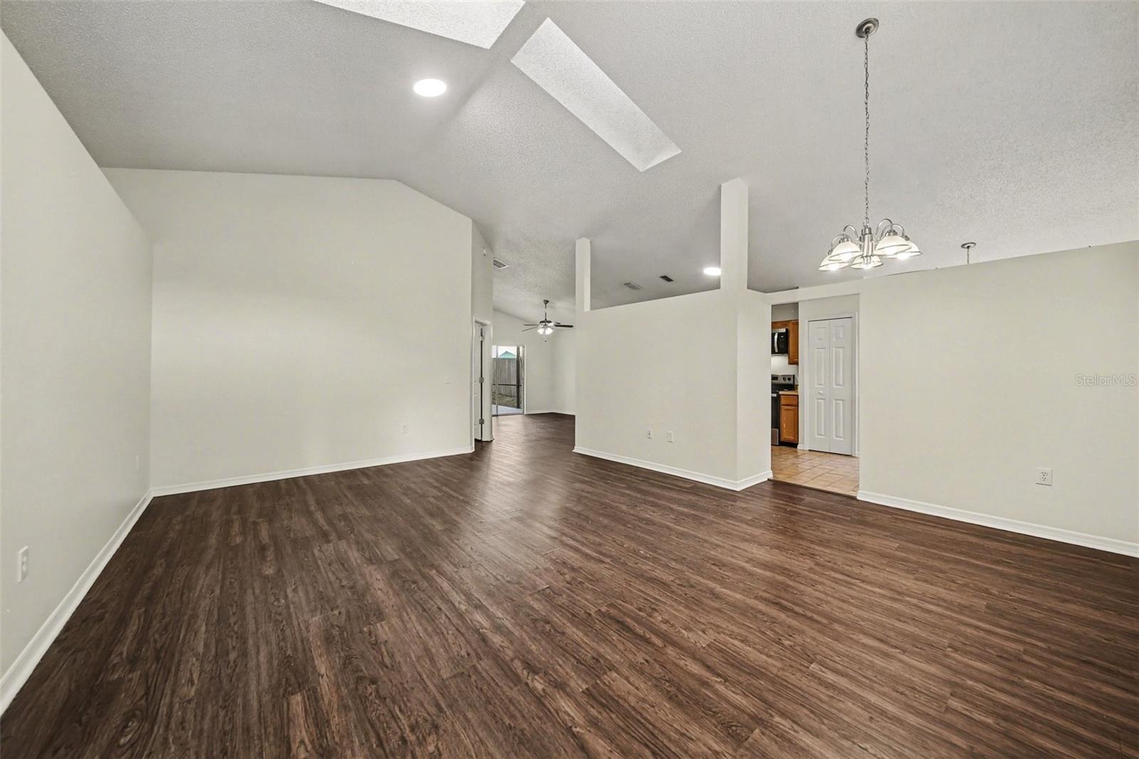 4308 IVEYGLEN AVE, ORLANDO, FL, 32826