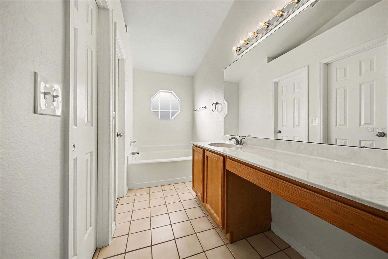4308 IVEYGLEN AVE, ORLANDO, FL, 32826