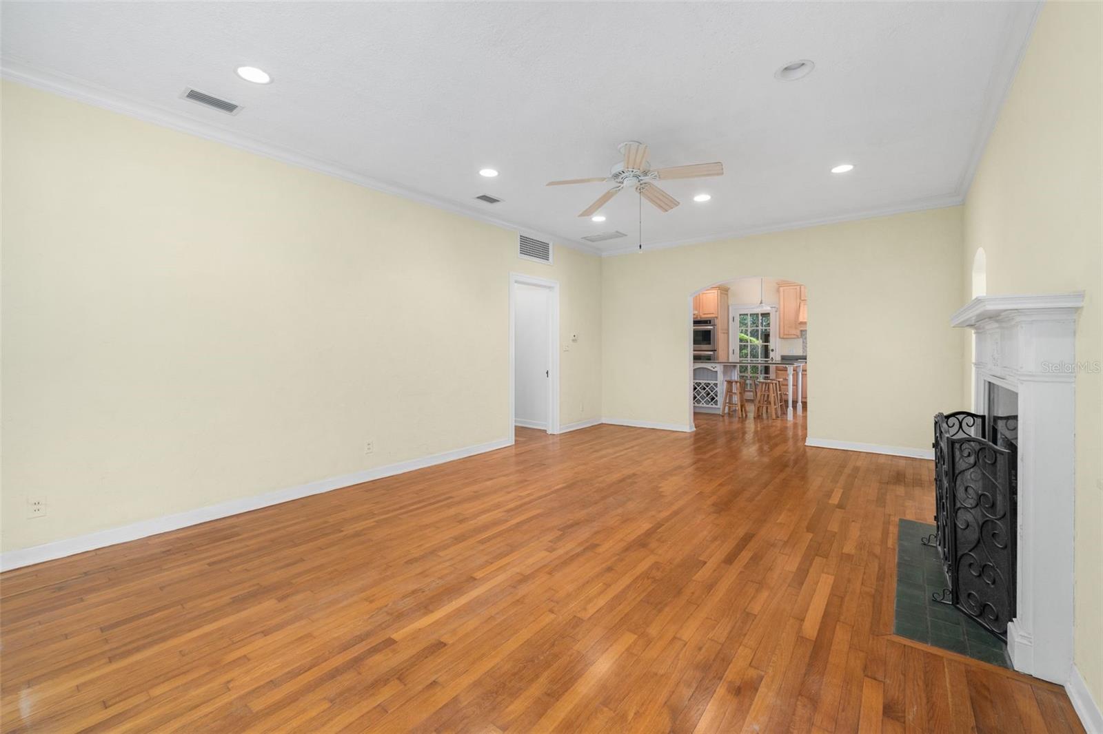 717 NE BOULEVARD, GAINESVILLE, FL, 32601