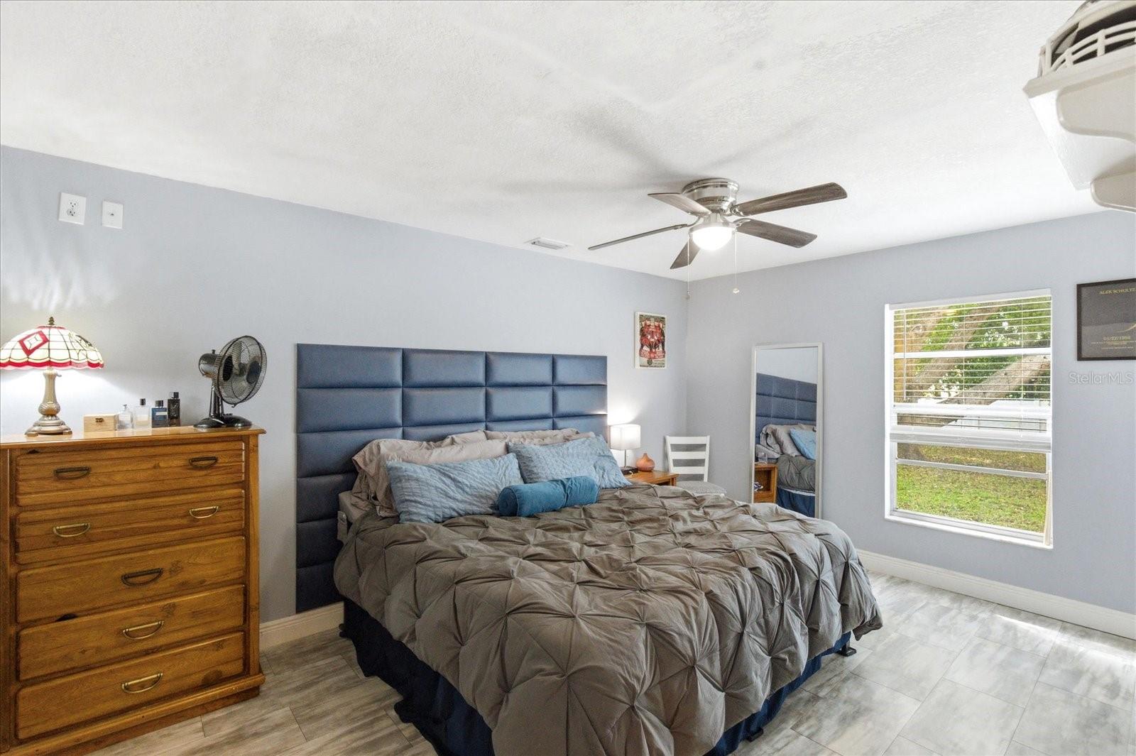 2110 W OKALOOSA AVE, TAMPA, FL, 33604