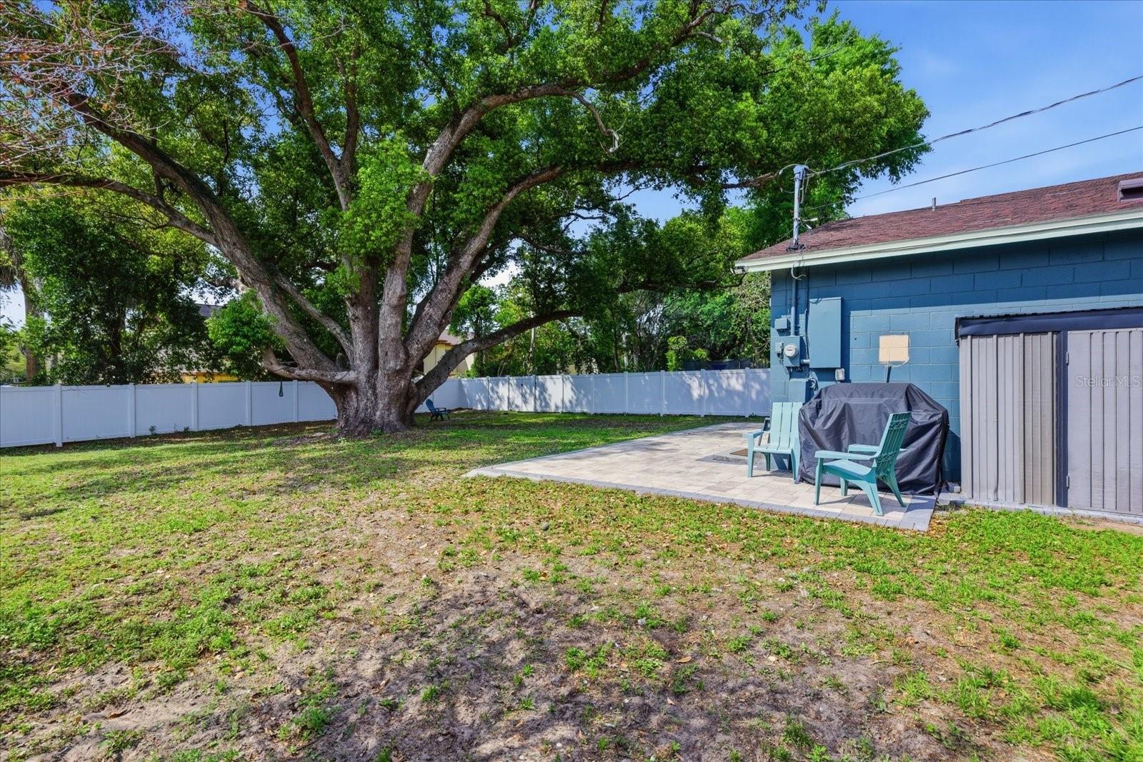 2110 W OKALOOSA AVE, TAMPA, FL, 33604
