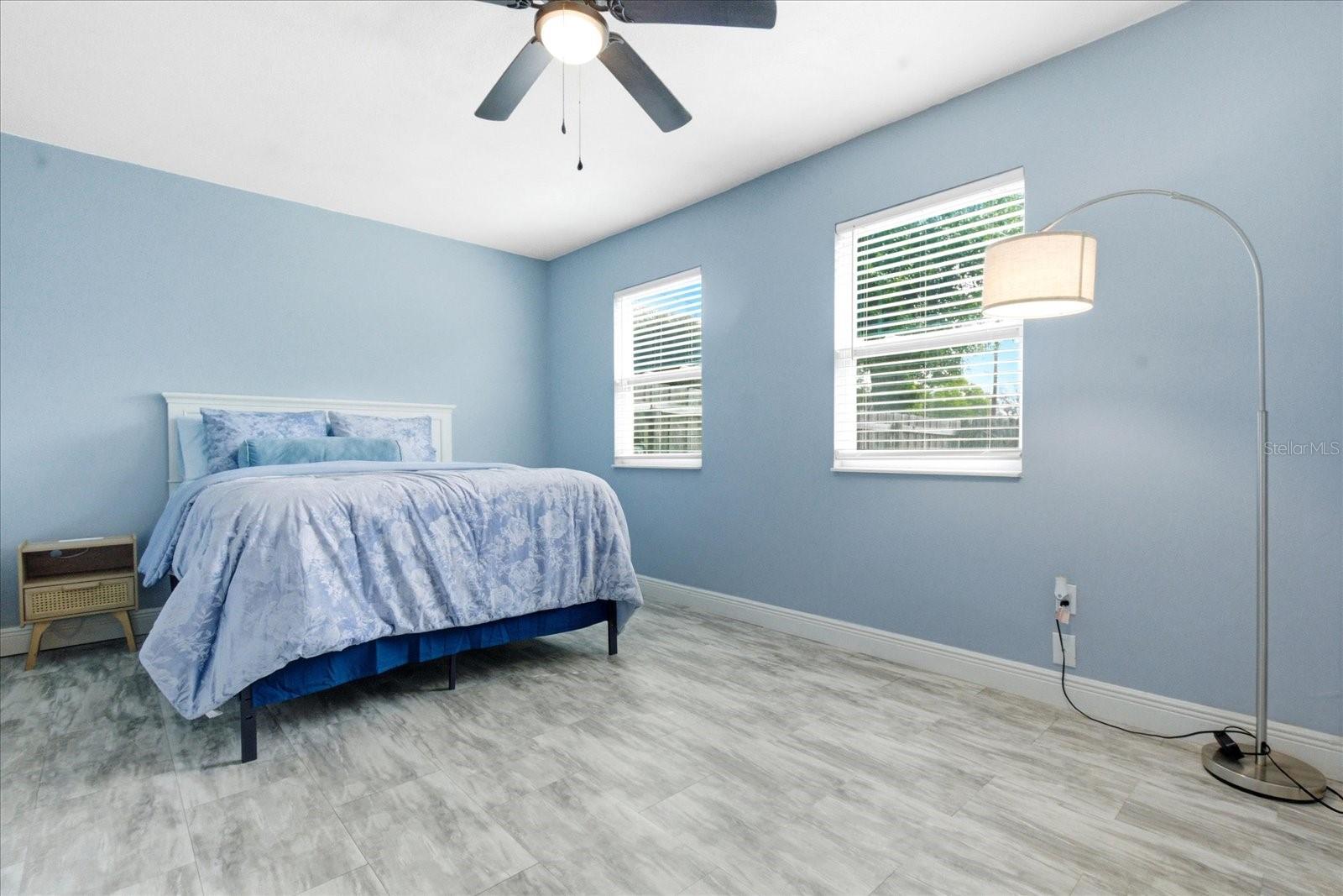 2110 W OKALOOSA AVE, TAMPA, FL, 33604