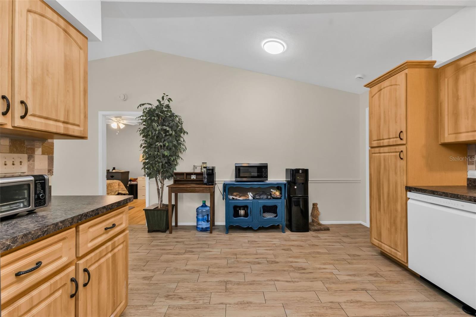 3059 HOLCOMB RD, PORT CHARLOTTE, FL, 33981
