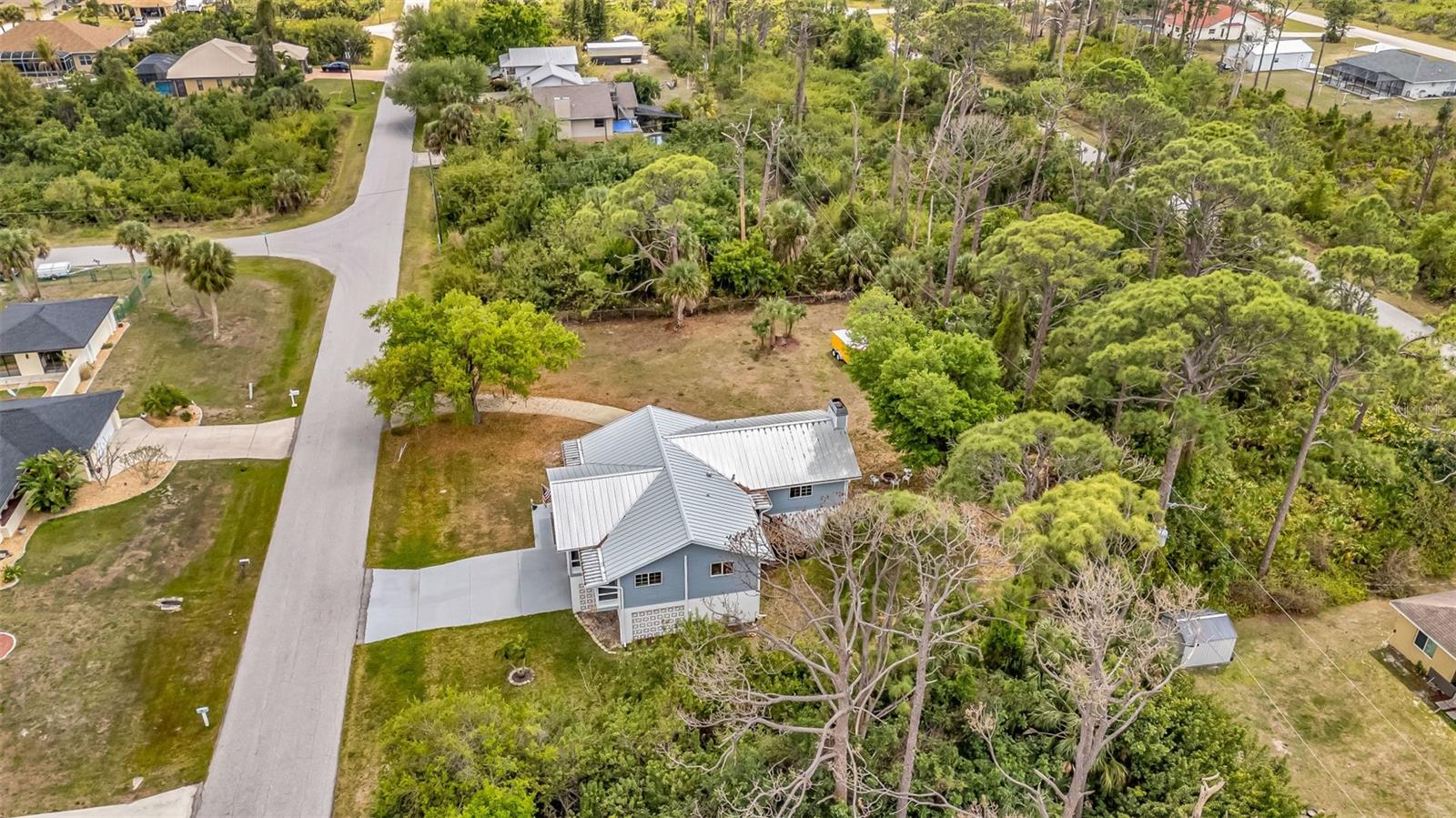 3059 HOLCOMB RD, PORT CHARLOTTE, FL, 33981