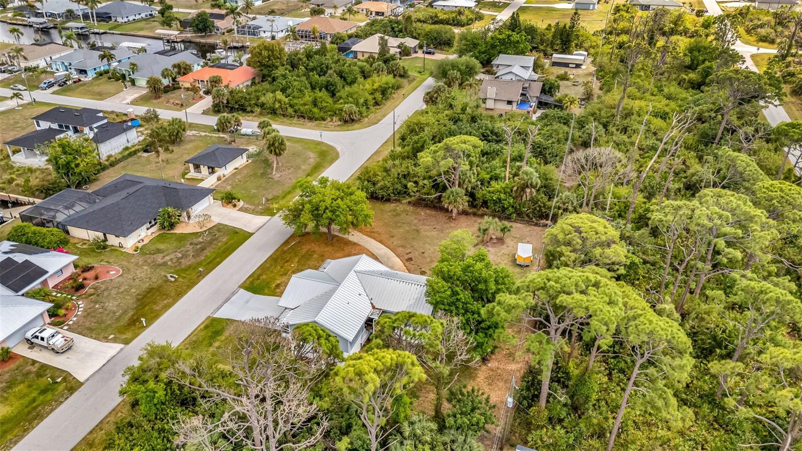 3059 HOLCOMB RD, PORT CHARLOTTE, FL, 33981