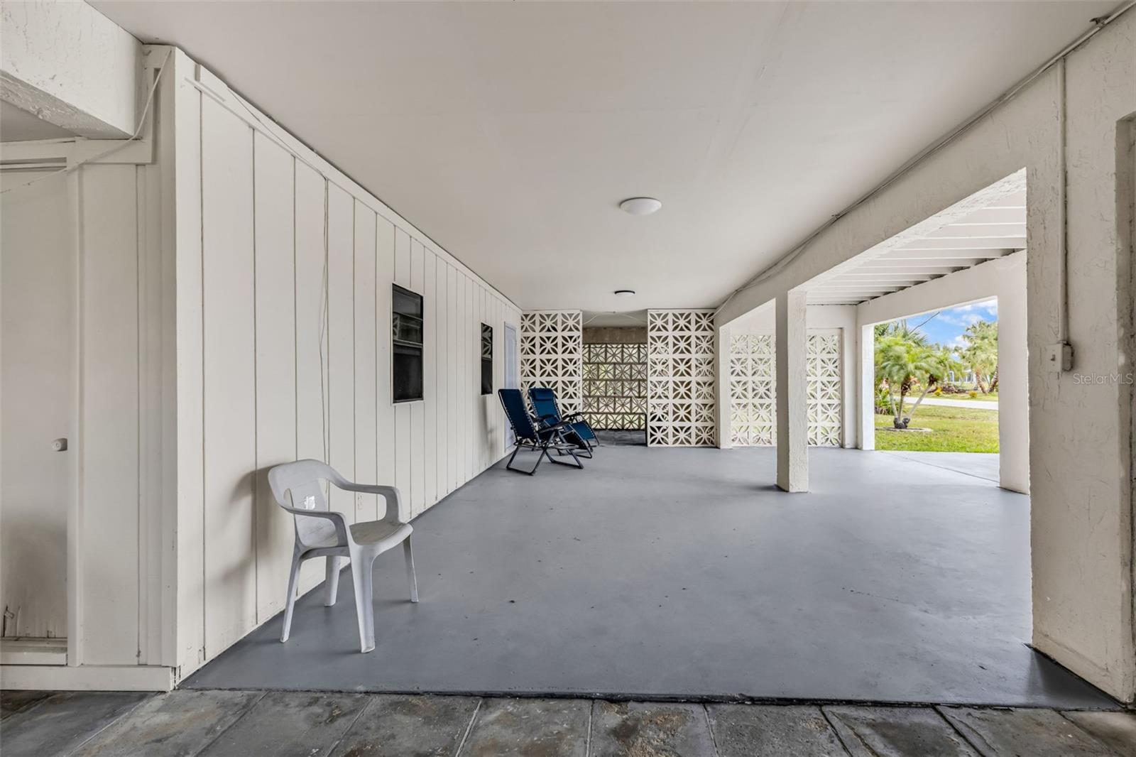 3059 HOLCOMB RD, PORT CHARLOTTE, FL, 33981