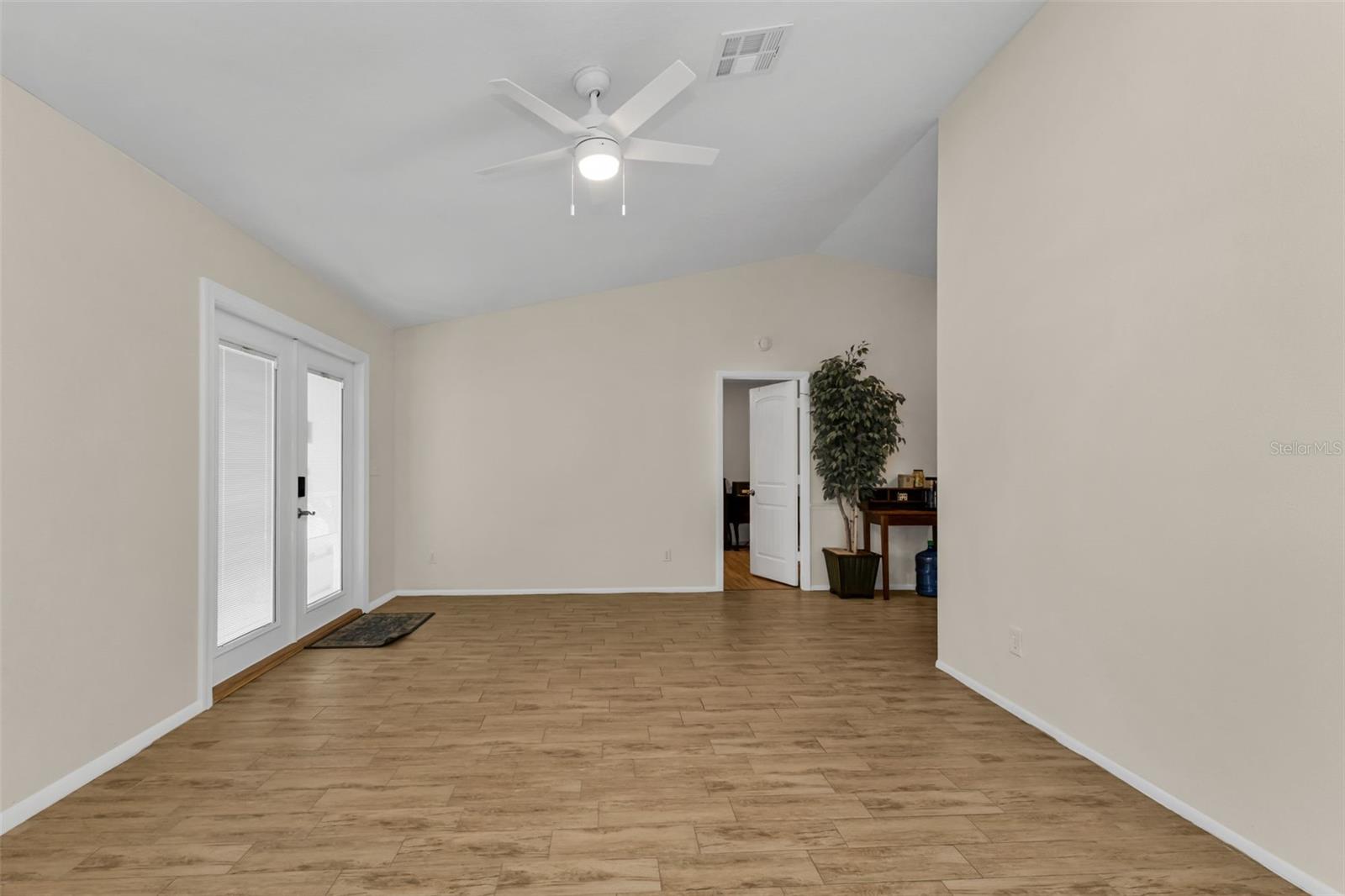 3059 HOLCOMB RD, PORT CHARLOTTE, FL, 33981
