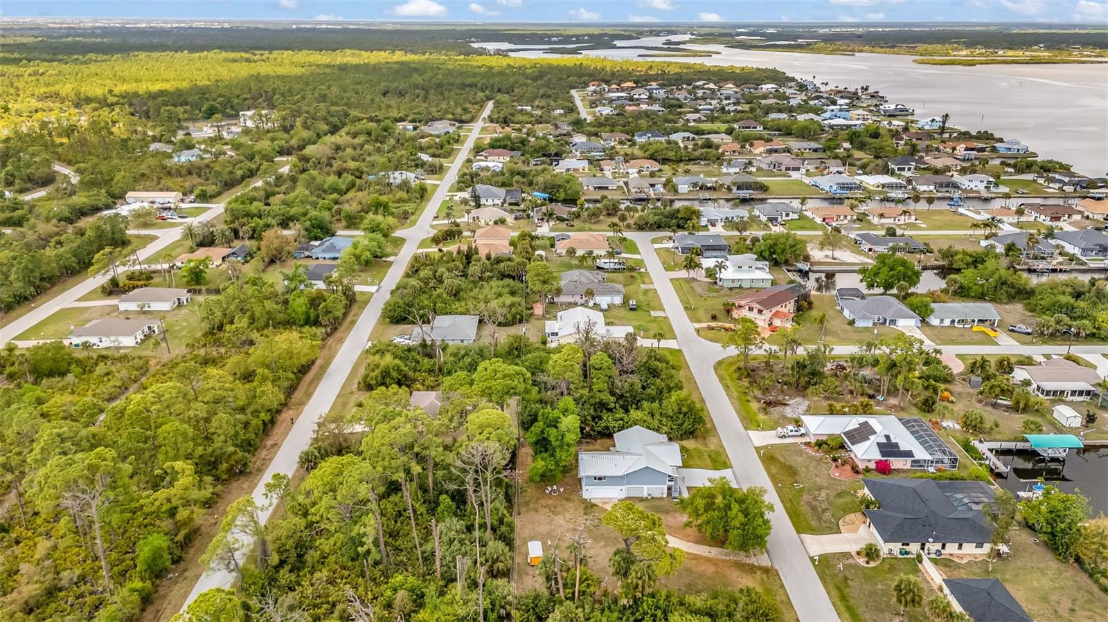 3059 HOLCOMB RD, PORT CHARLOTTE, FL, 33981