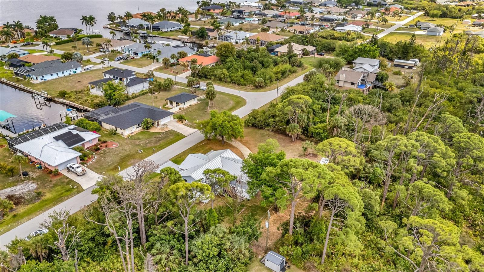 3059 HOLCOMB RD, PORT CHARLOTTE, FL, 33981
