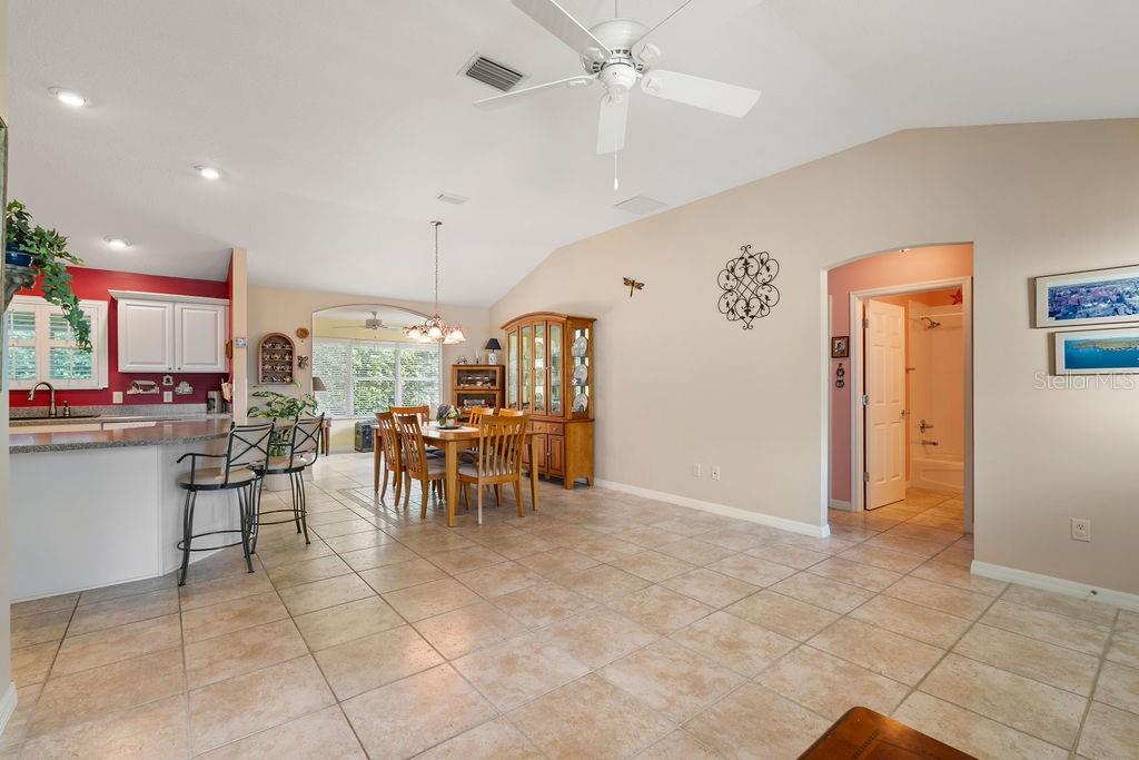 9175 SE 169TH BENTLEY ST, THE VILLAGES, FL, 32162