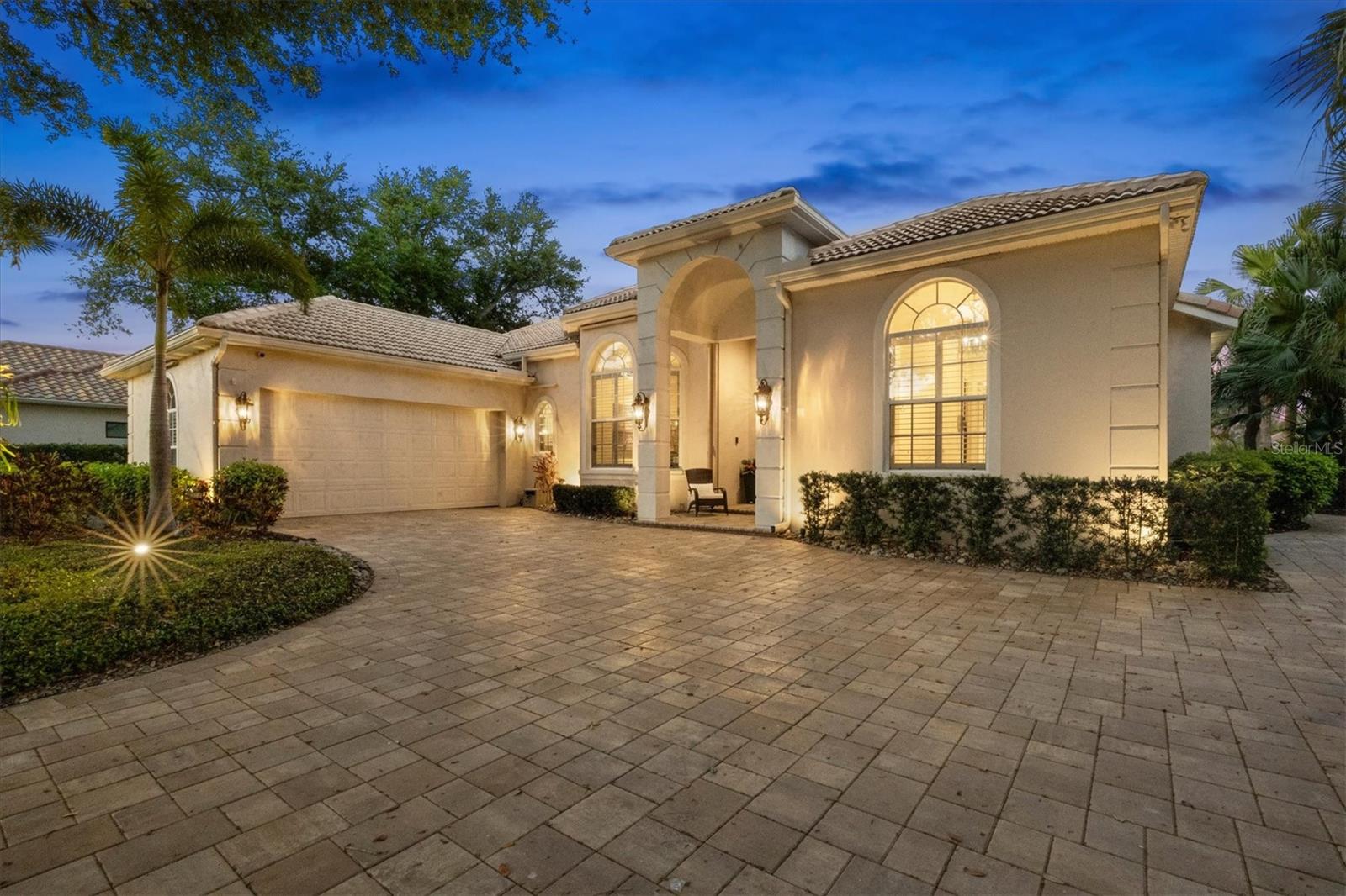 19 N CAYMAN ISLES BLVD, ENGLEWOOD, FL, 34223