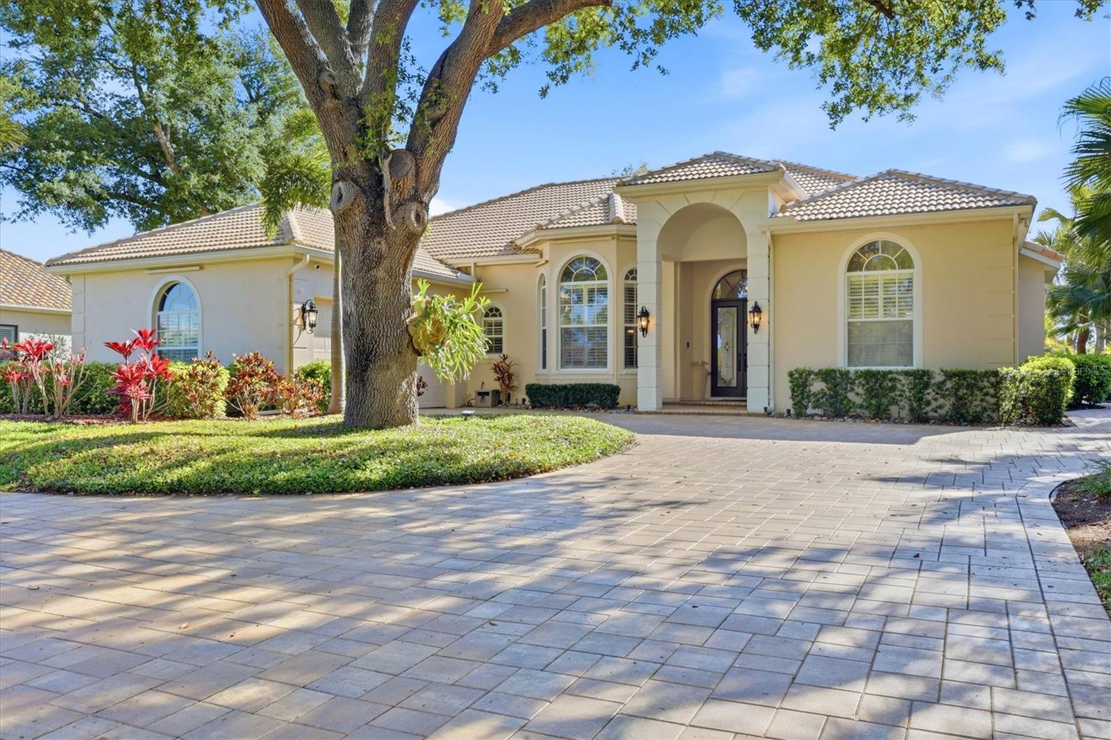 19 N CAYMAN ISLES BLVD, ENGLEWOOD, FL, 34223