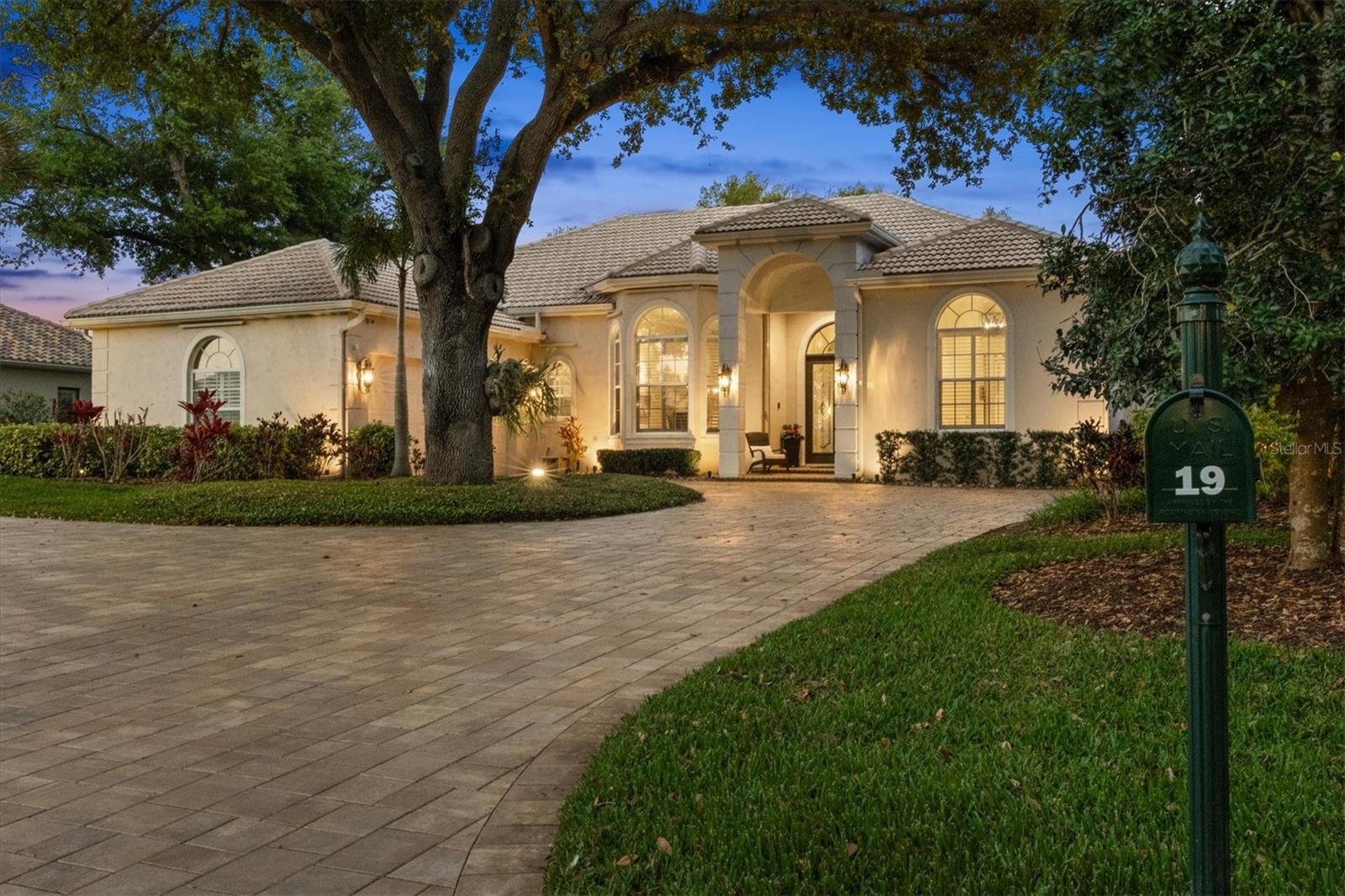 19 N CAYMAN ISLES BLVD, ENGLEWOOD, FL, 34223
