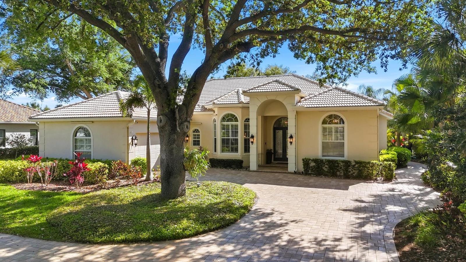 19 N CAYMAN ISLES BLVD, ENGLEWOOD, FL, 34223