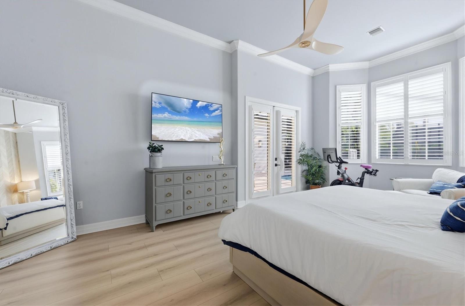 19 N CAYMAN ISLES BLVD, ENGLEWOOD, FL, 34223