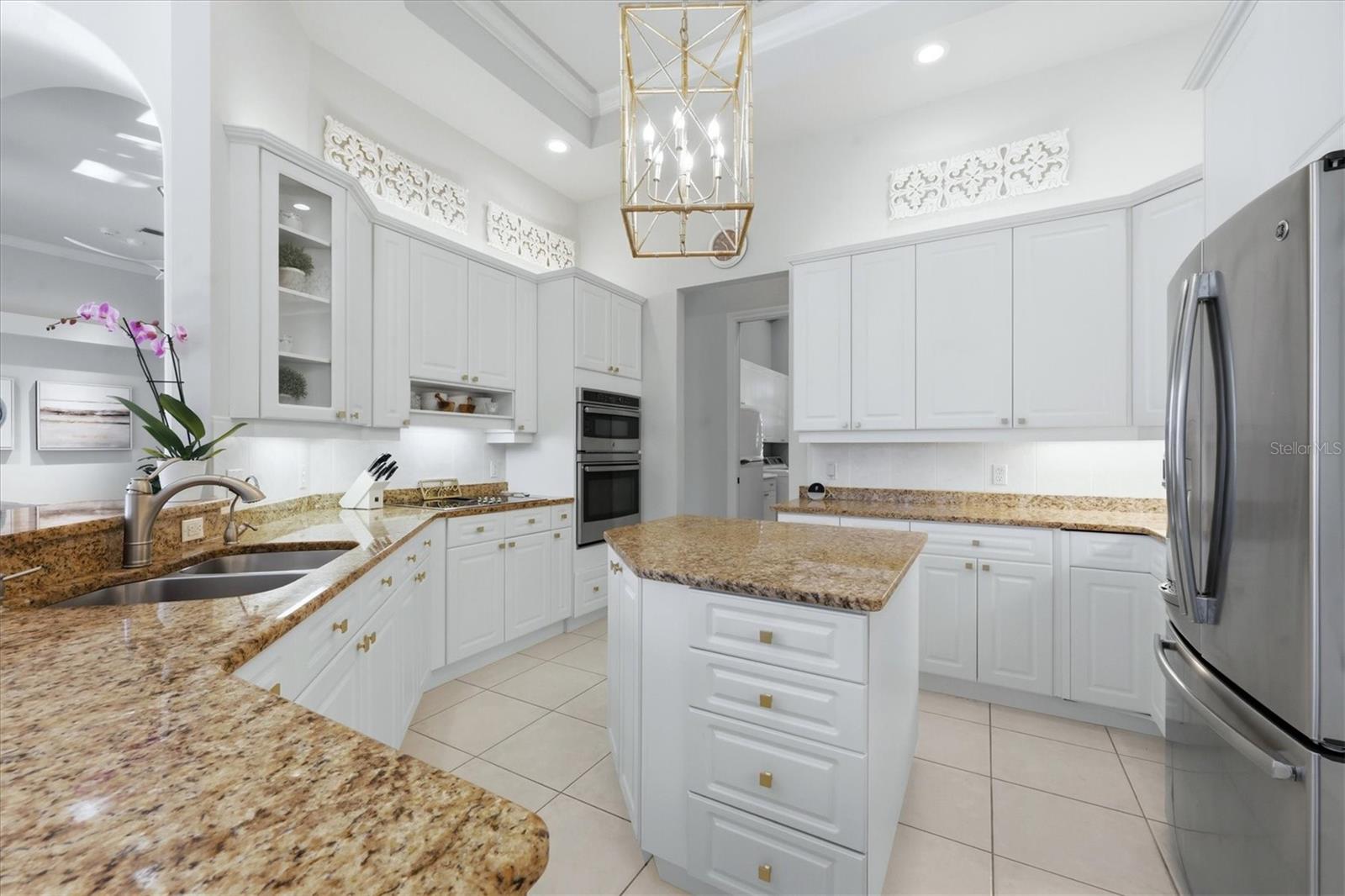 19 N CAYMAN ISLES BLVD, ENGLEWOOD, FL, 34223