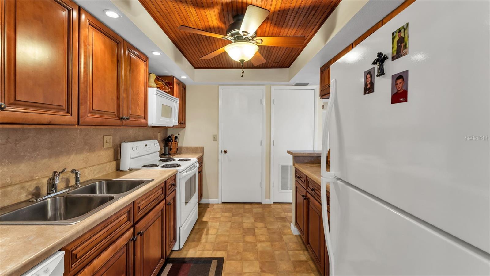 1130 N LAKE PARKER AVE #C321, LAKELAND, FL, 33805