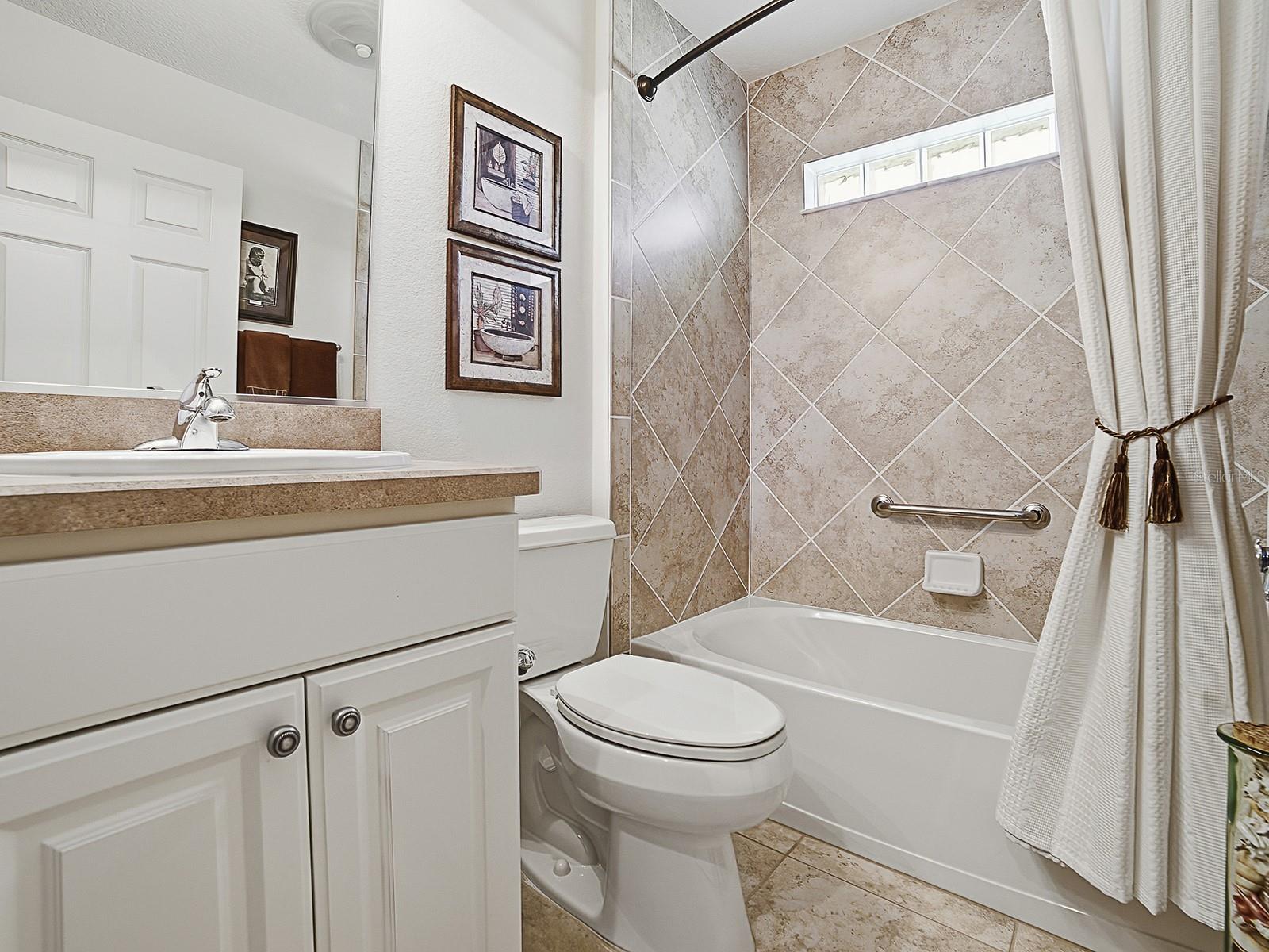 2348 MIDNIGHT PASS CT, THE VILLAGES, FL, 32162