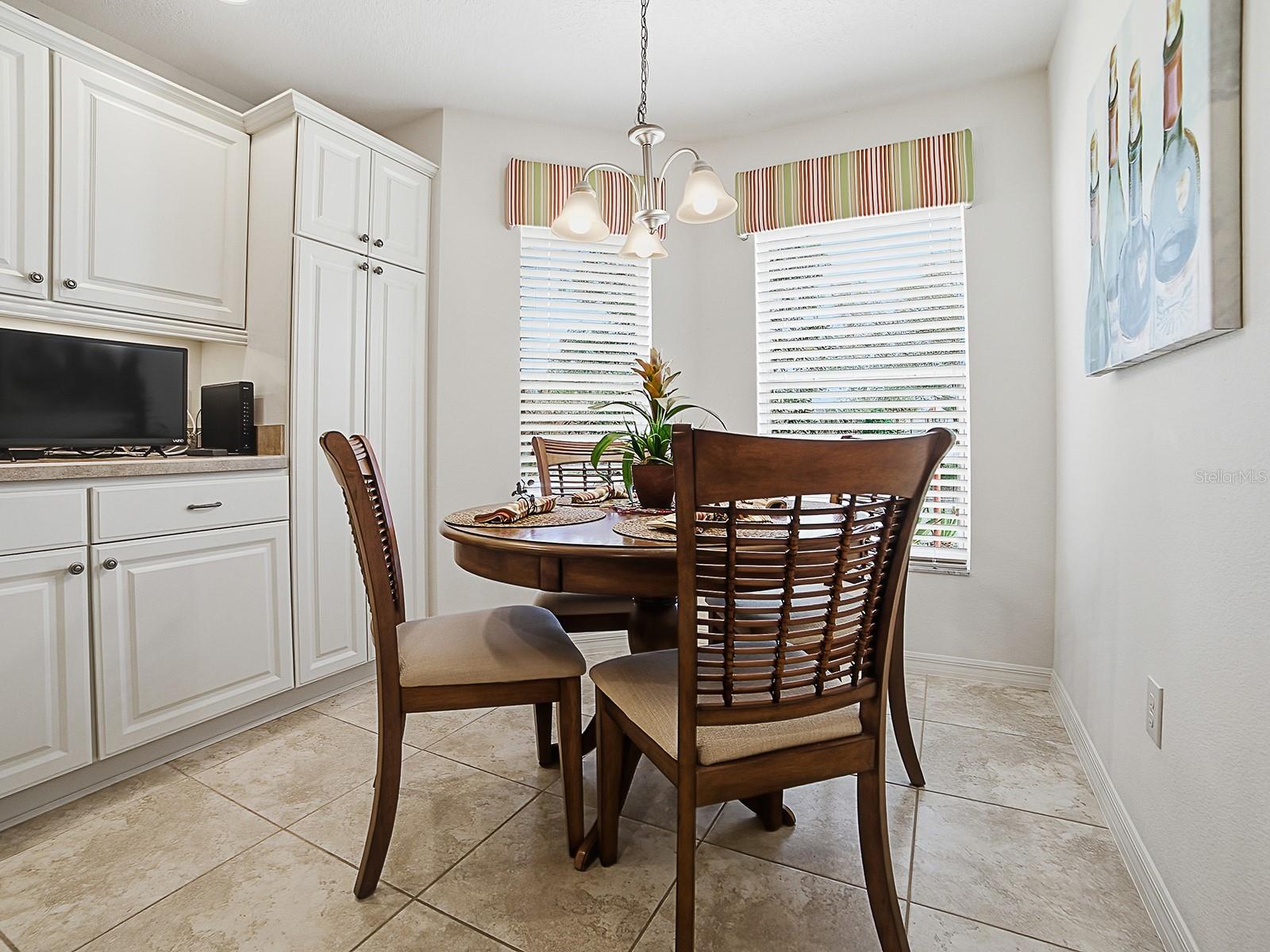 2348 MIDNIGHT PASS CT, THE VILLAGES, FL, 32162