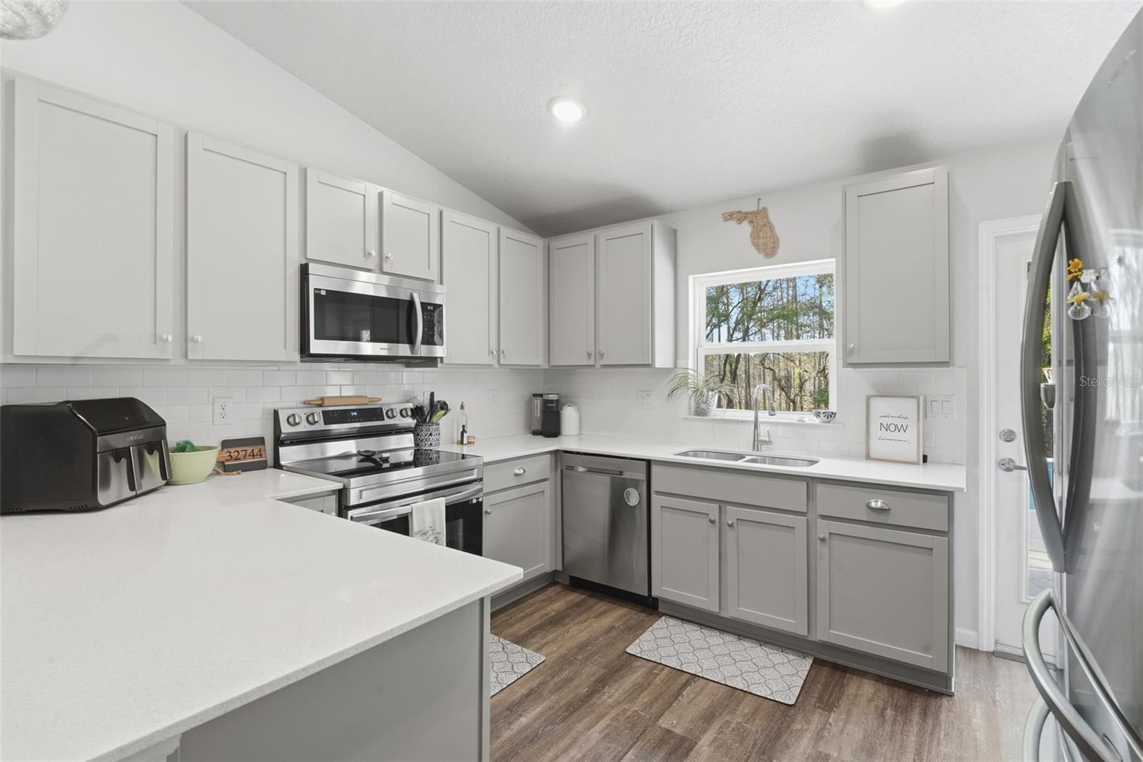 2110 E KICKLIGHTER RD, LAKE HELEN, FL, 32744