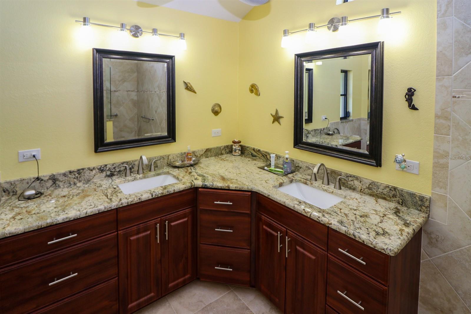 25431 TEVESINE CT, PUNTA GORDA, FL, 33983