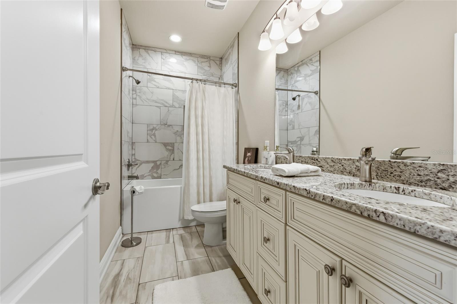 2407 W NORTH B ST #1, TAMPA, FL, 33609