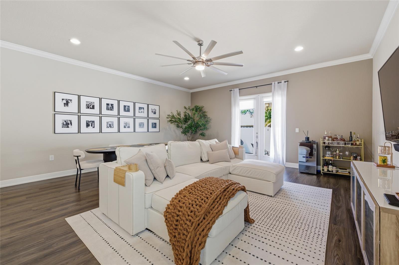 2407 W NORTH B ST #1, TAMPA, FL, 33609