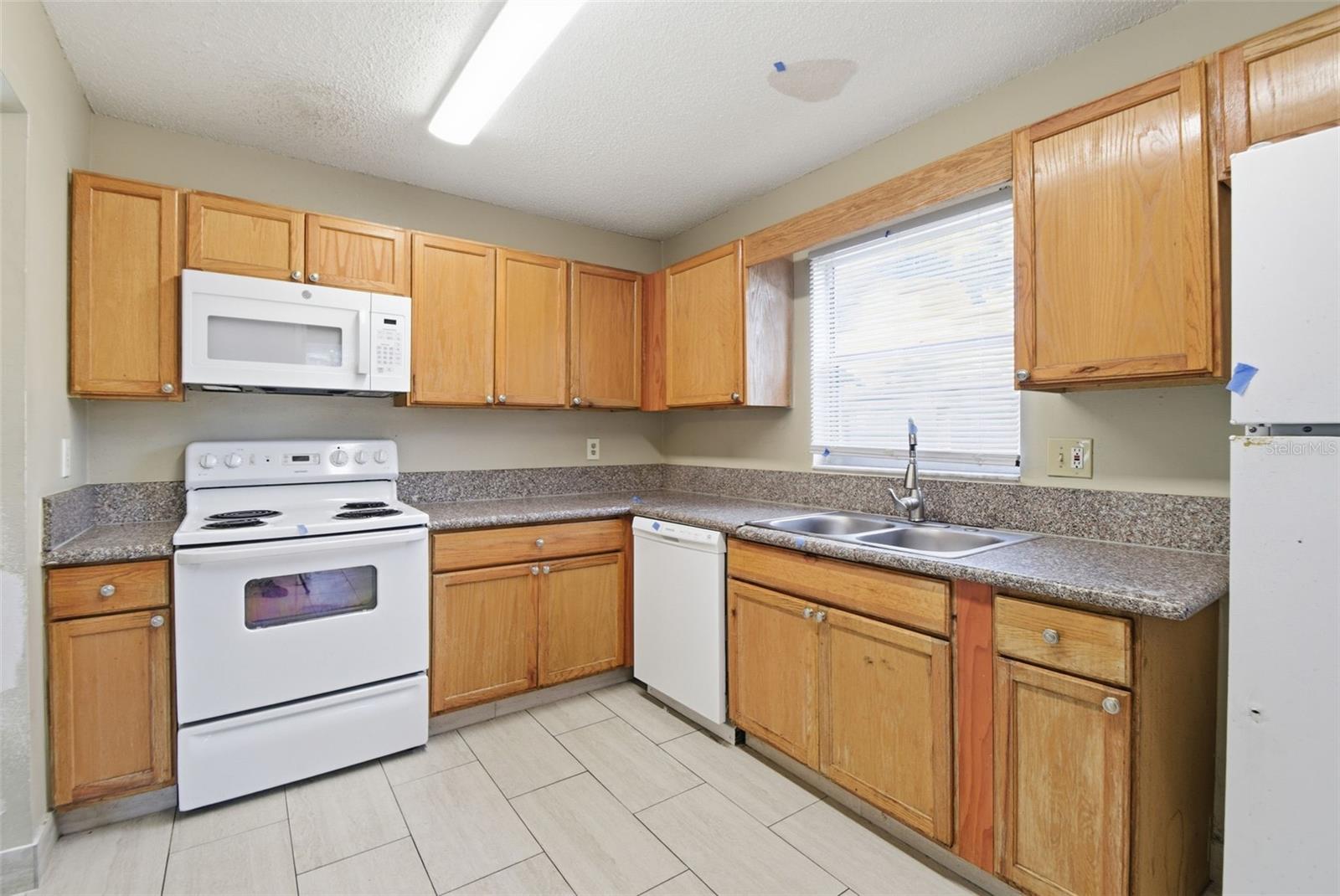 2706 40TH ST W, BRADENTON, FL, 34205