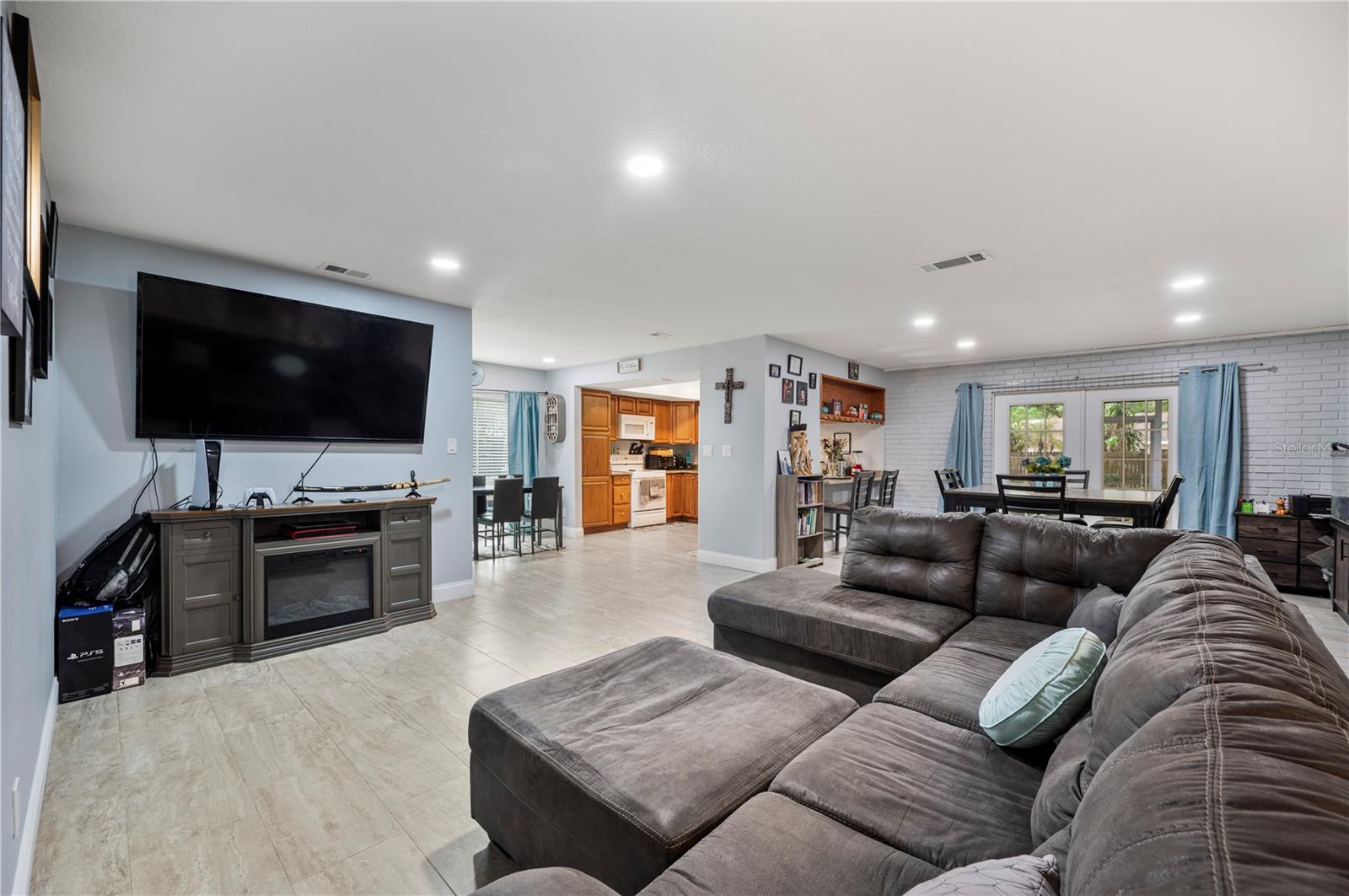 1123 KNIGHTS PL, LAKELAND, FL, 33813