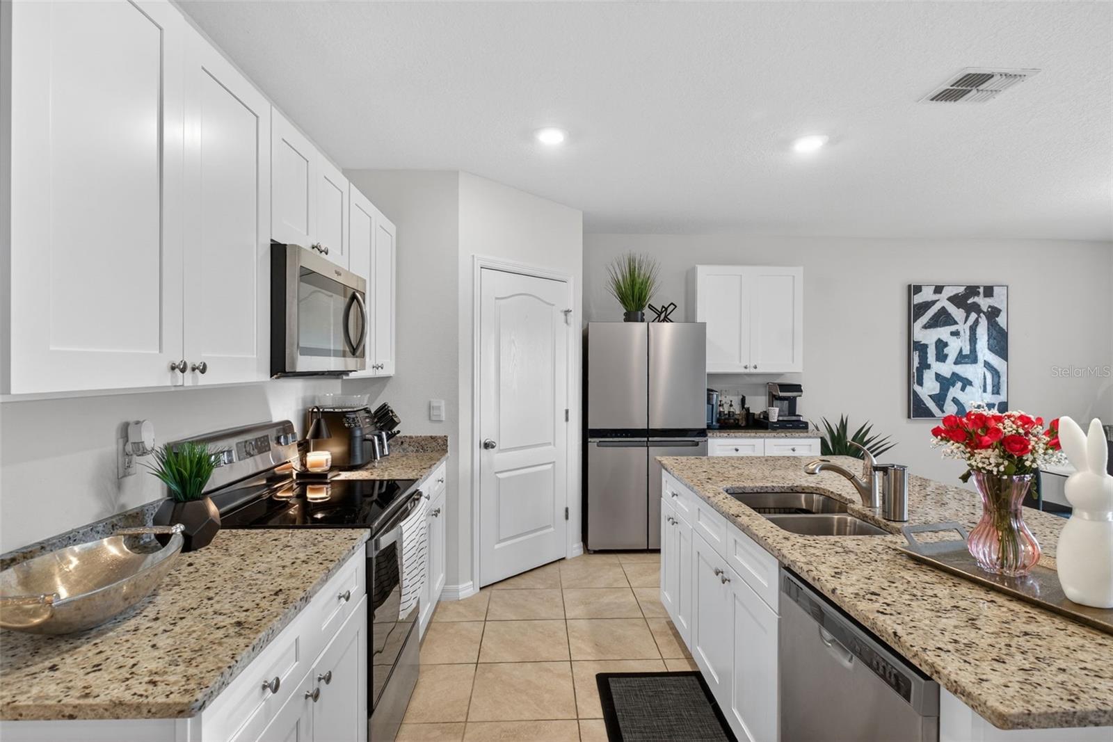 5740 GREY GRANITE WAY, LAKELAND, FL, 33811