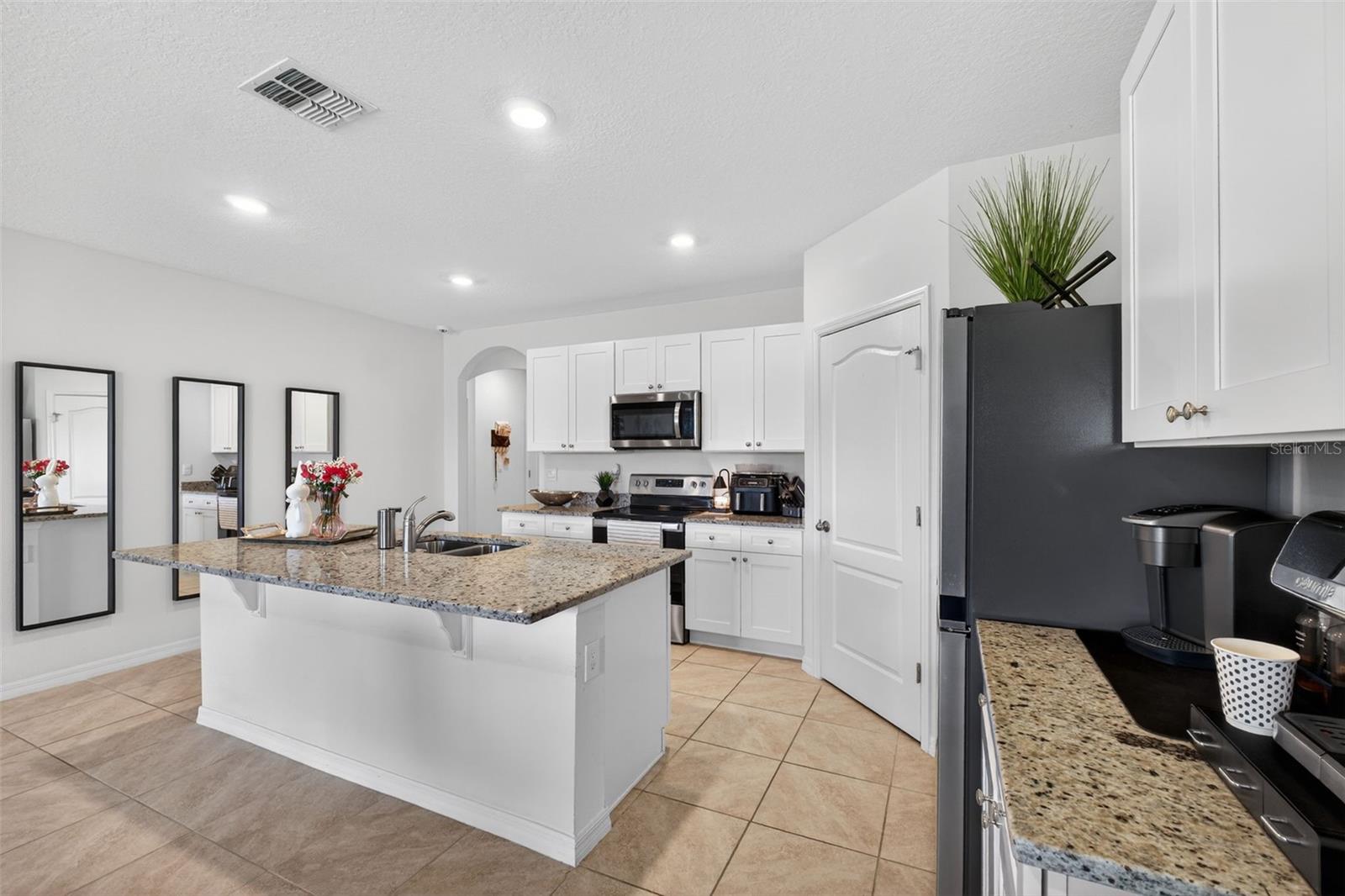5740 GREY GRANITE WAY, LAKELAND, FL, 33811