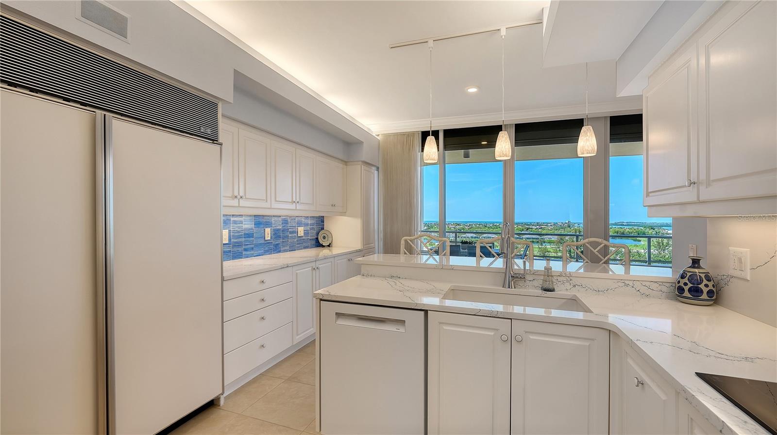 3030 GRAND BAY BLVD #384, LONGBOAT KEY, FL, 34228