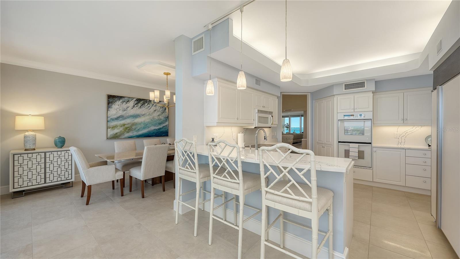 3030 GRAND BAY BLVD #384, LONGBOAT KEY, FL, 34228