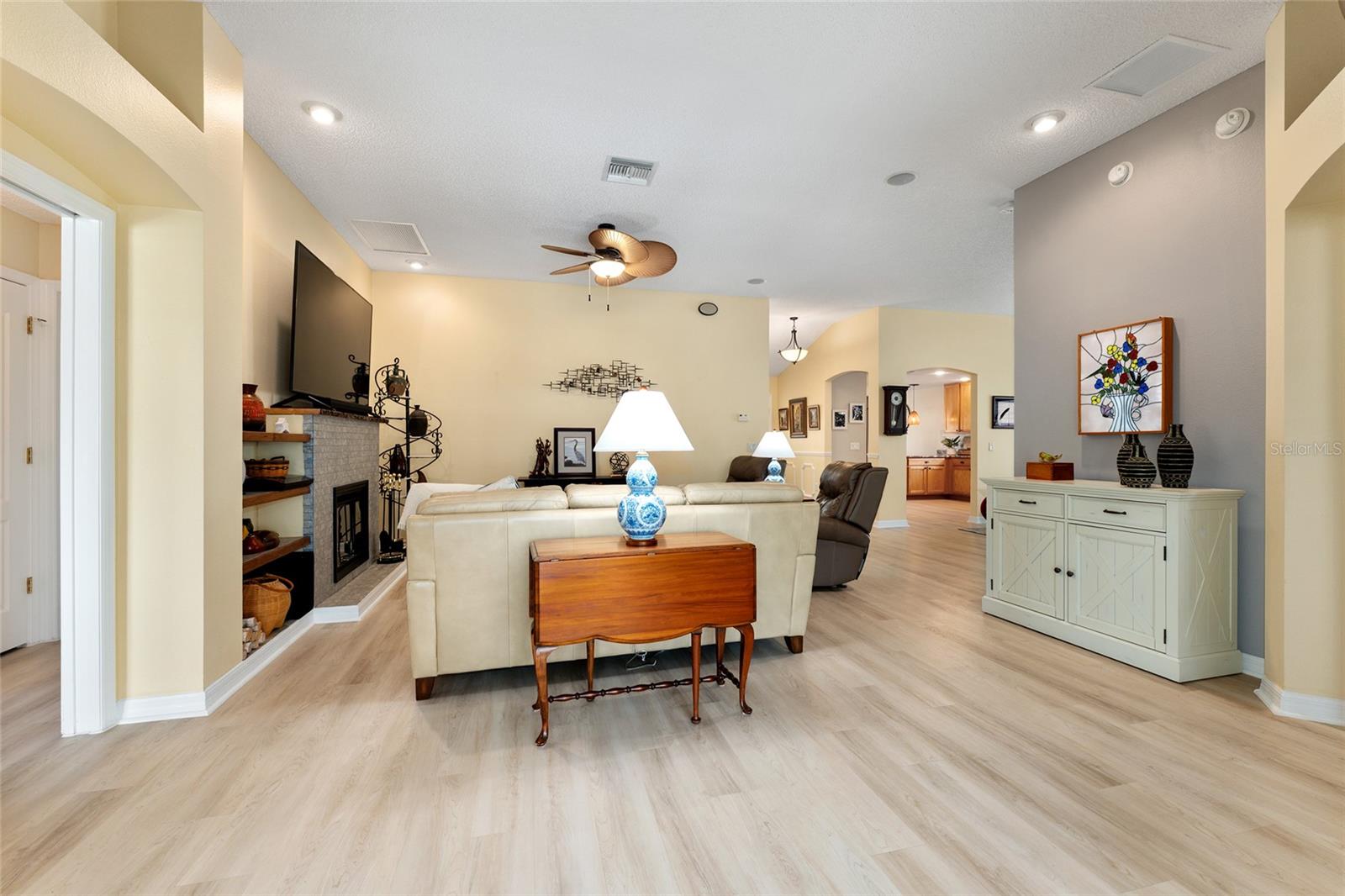 1486 GOLDEN RIDGE DR, THE VILLAGES, FL, 32162
