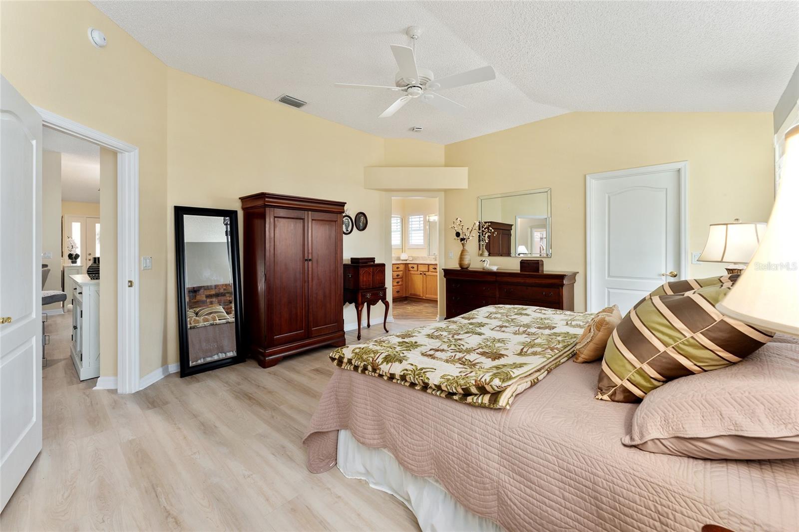 1486 GOLDEN RIDGE DR, THE VILLAGES, FL, 32162