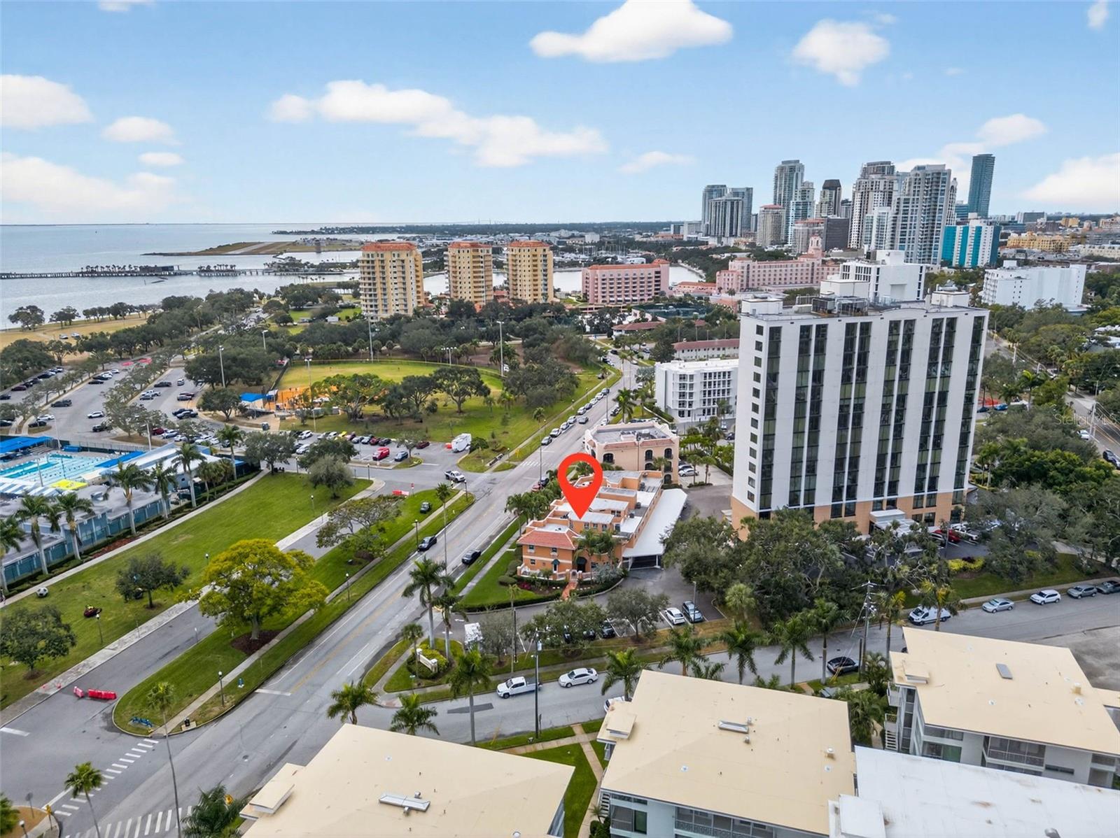 922 N SHORE DR NE, ST PETERSBURG, FL, 33701