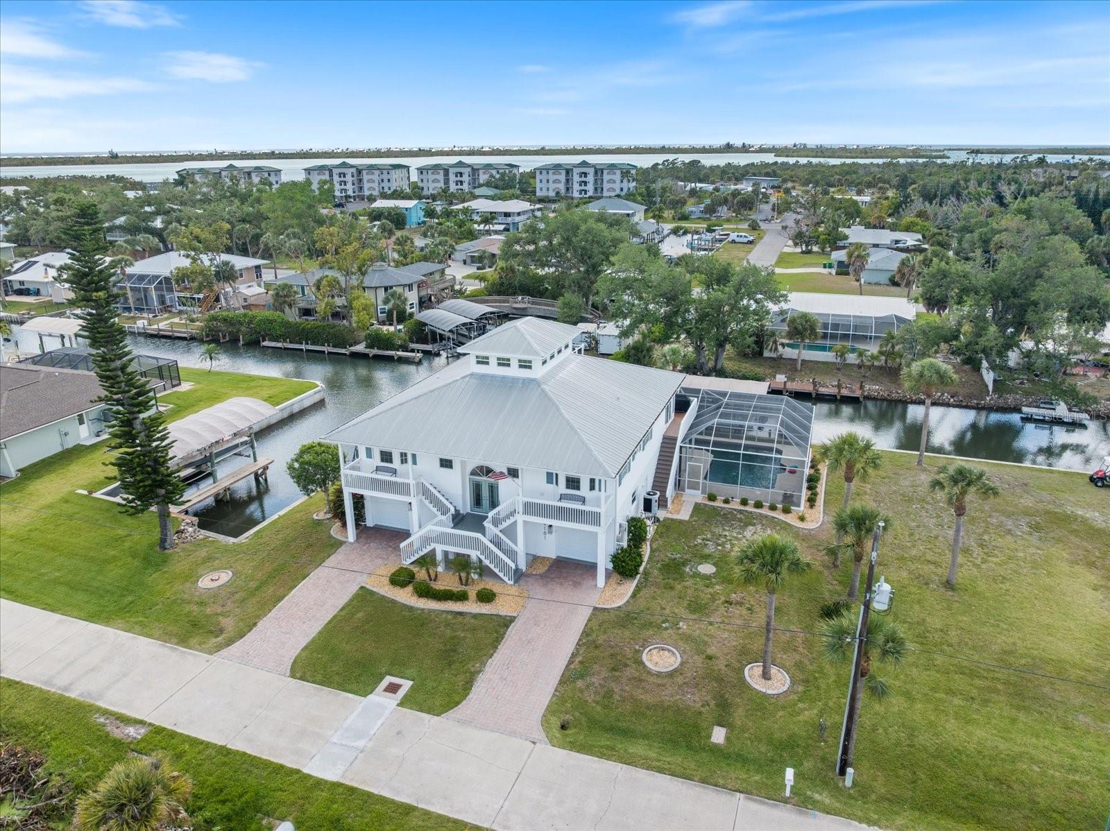 9181 LAKE DR, ENGLEWOOD, FL, 34224