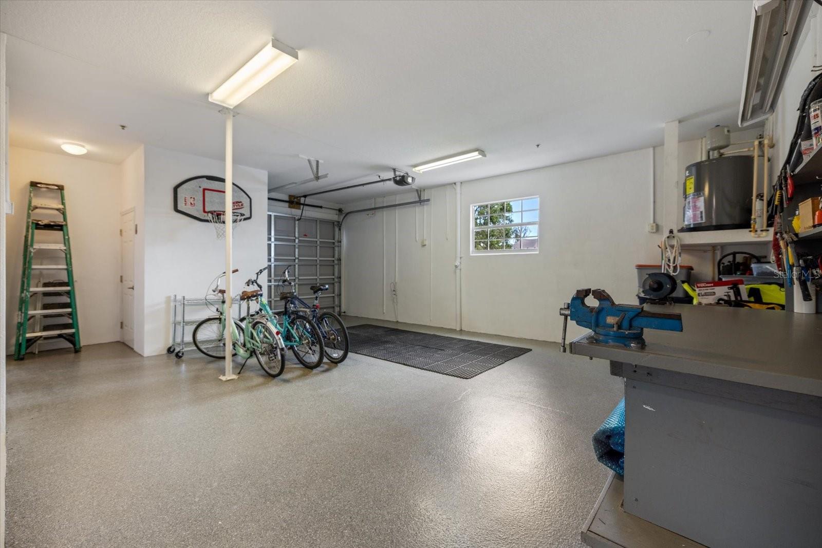 9181 LAKE DR, ENGLEWOOD, FL, 34224