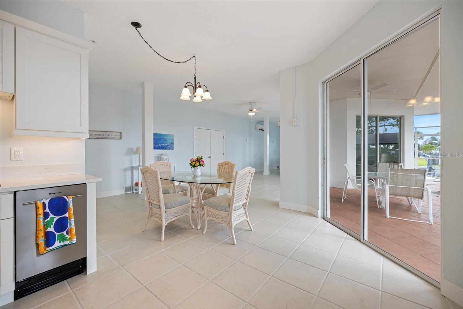 9181 LAKE DR, ENGLEWOOD, FL, 34224