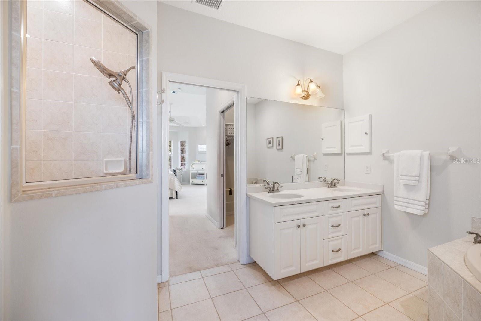 9181 LAKE DR, ENGLEWOOD, FL, 34224