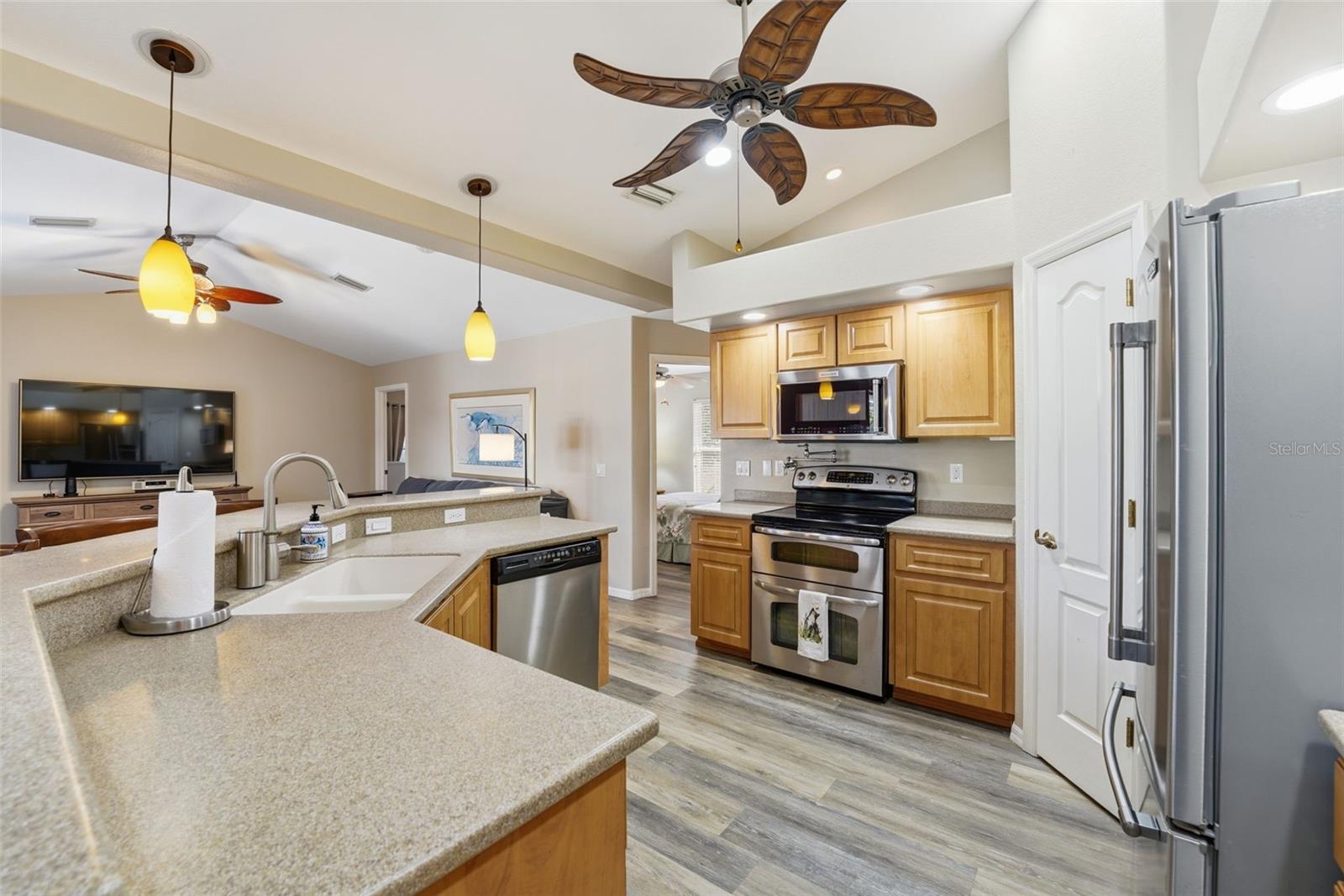 231 BROADMOOR LN, ROTONDA WEST, FL, 33947