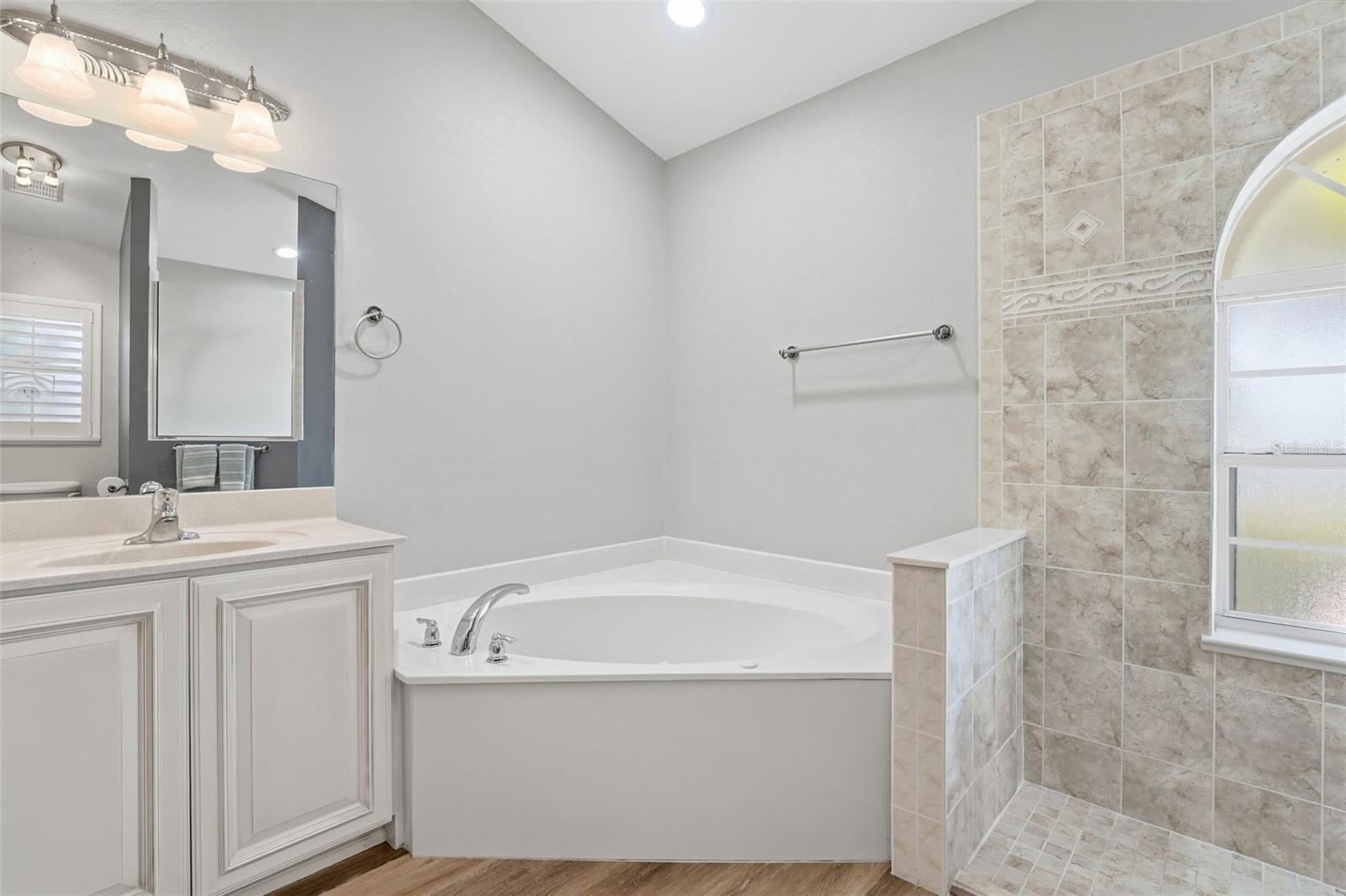 231 BROADMOOR LN, ROTONDA WEST, FL, 33947