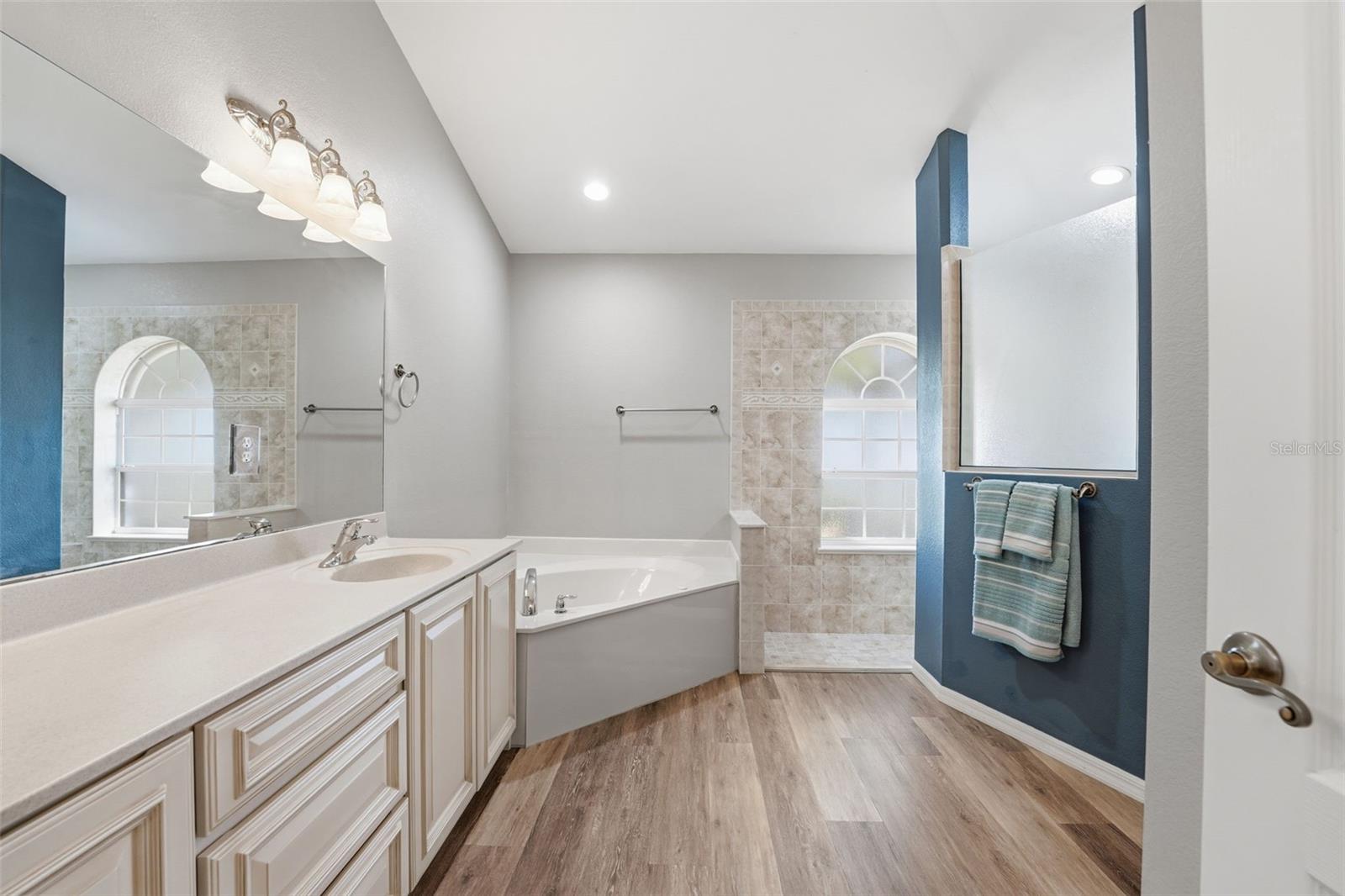 231 BROADMOOR LN, ROTONDA WEST, FL, 33947