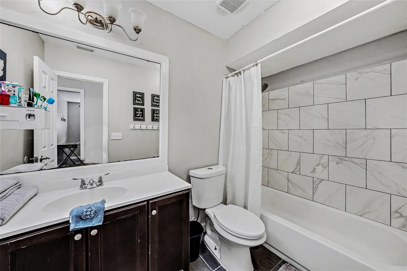 208 DONATELLO DR, BRANDON, FL, 33511