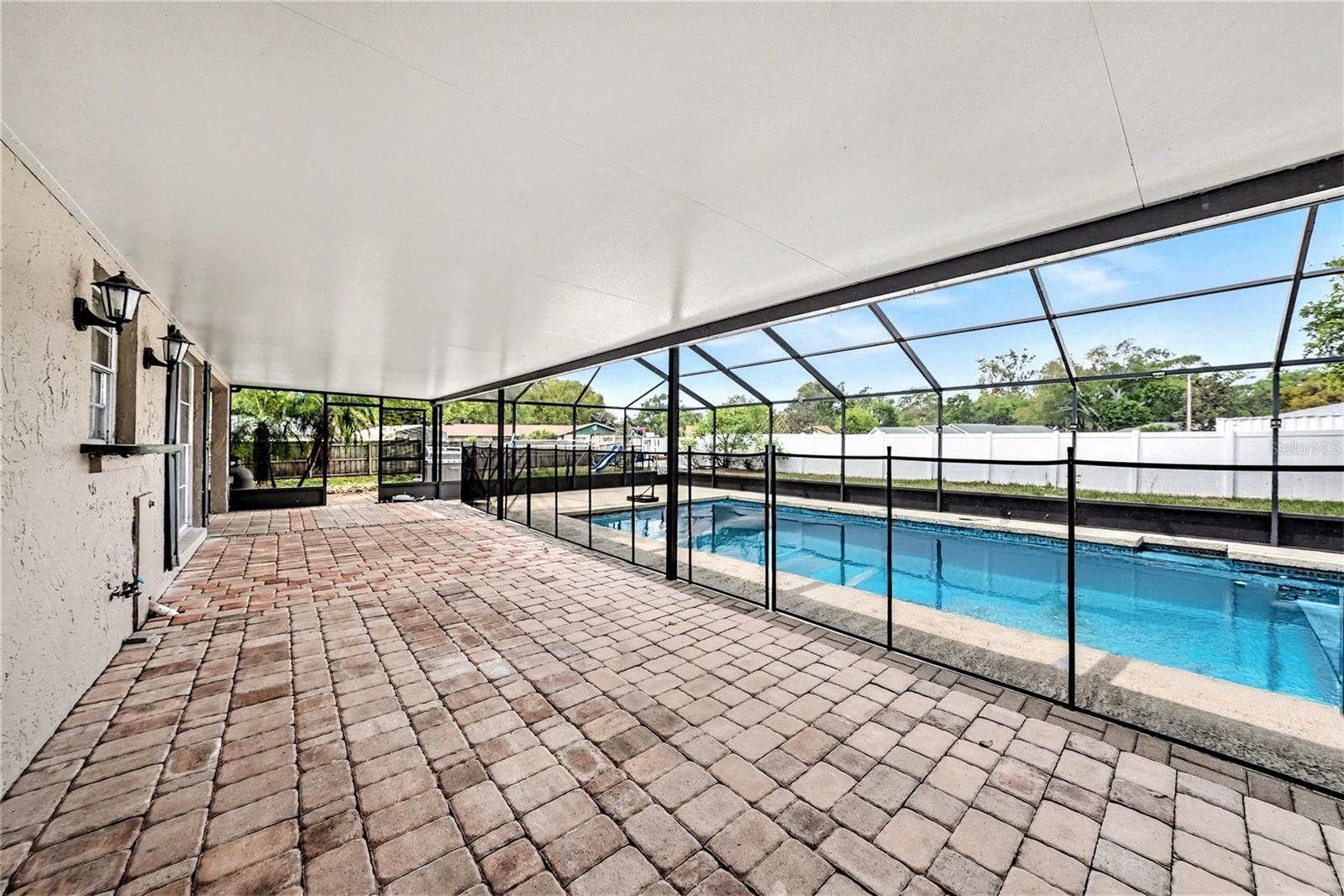 208 DONATELLO DR, BRANDON, FL, 33511