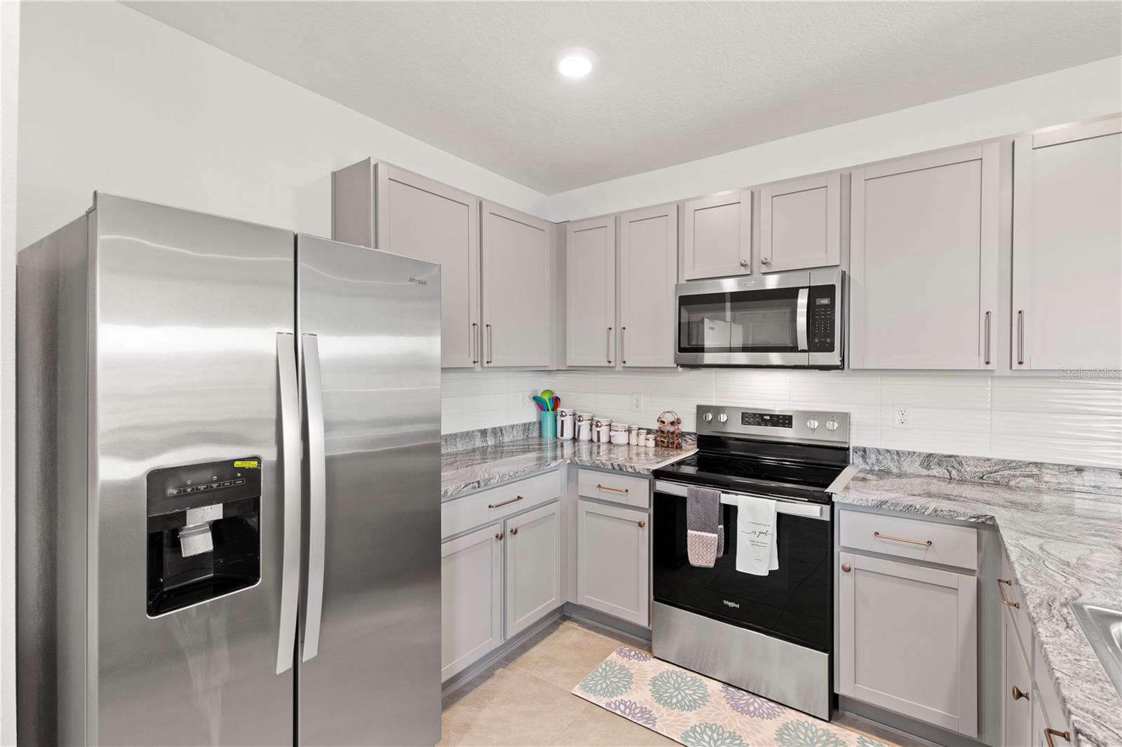 6250 WANDERING WILLOW DR, WESLEY CHAPEL, FL, 33545