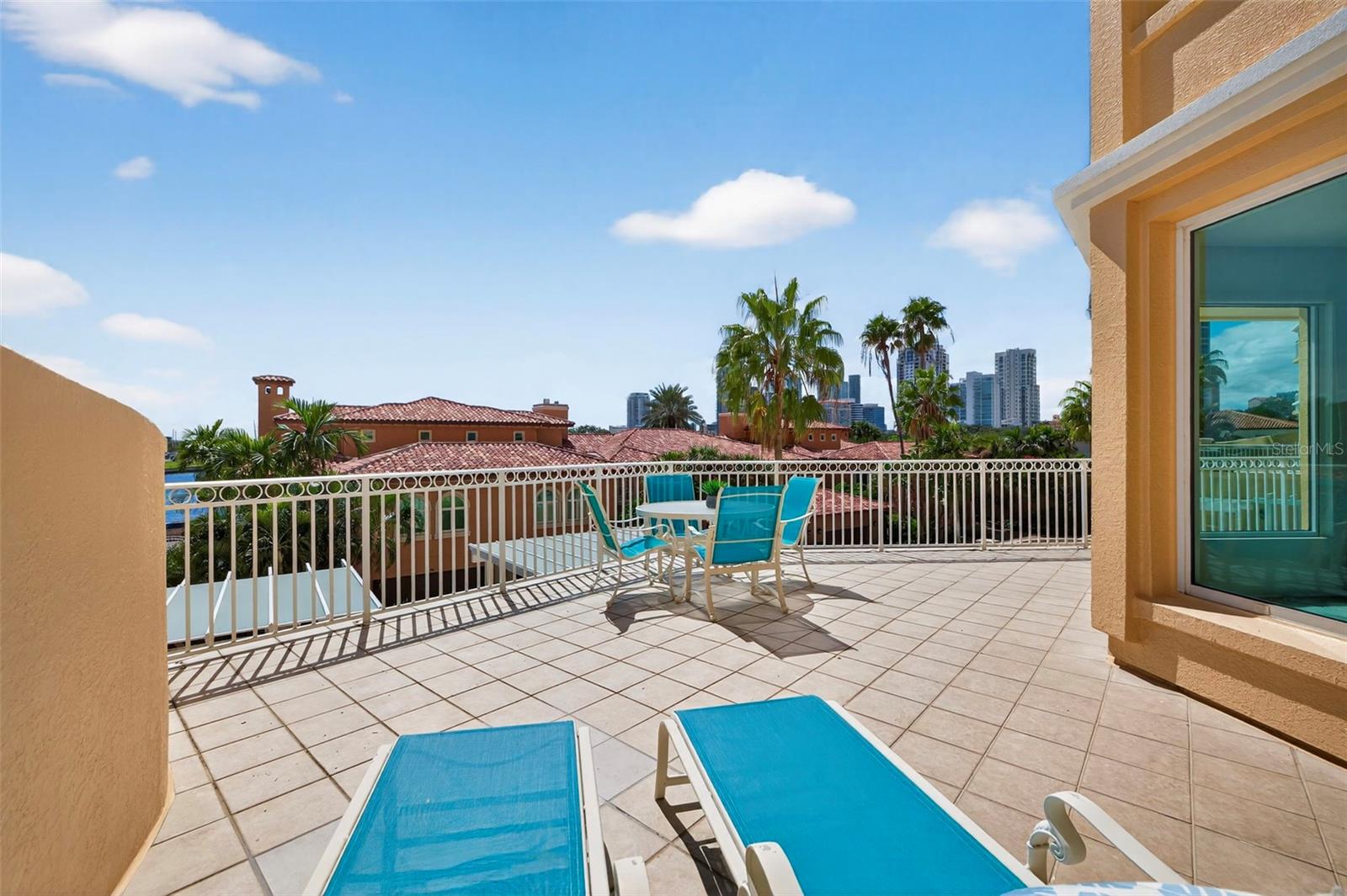 555 5TH AVE NE #332, ST PETERSBURG, FL, 33701