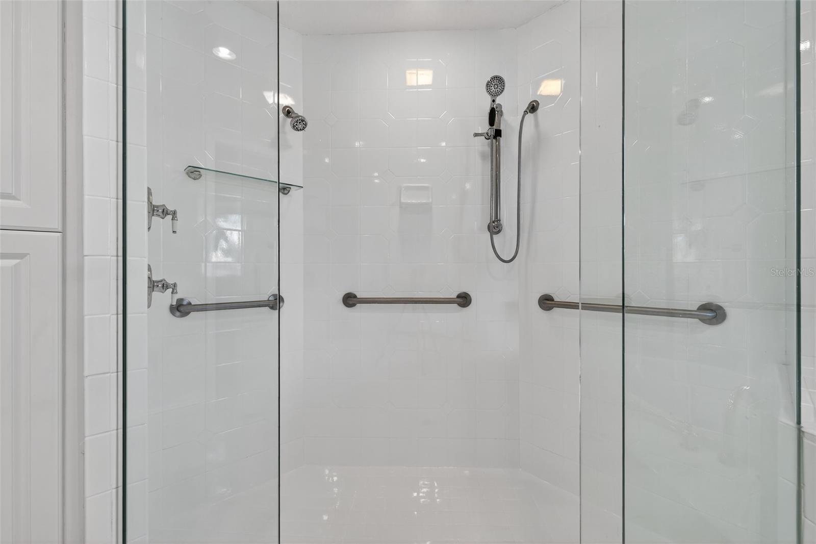 555 5TH AVE NE #332, ST PETERSBURG, FL, 33701