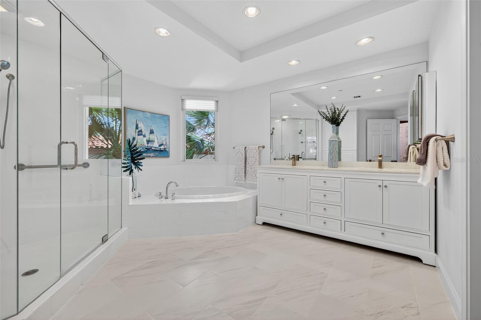 555 5TH AVE NE #332, ST PETERSBURG, FL, 33701